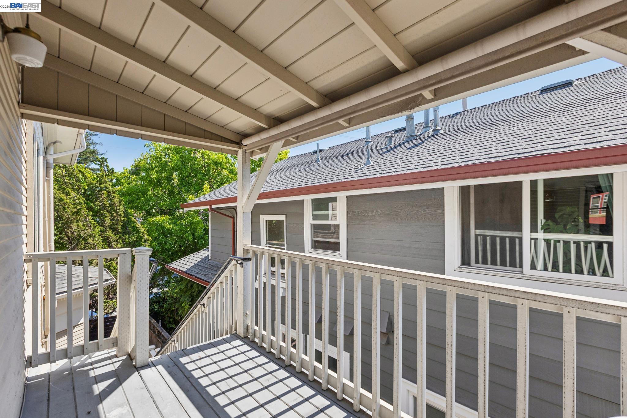 2607 Alcatraz Ave