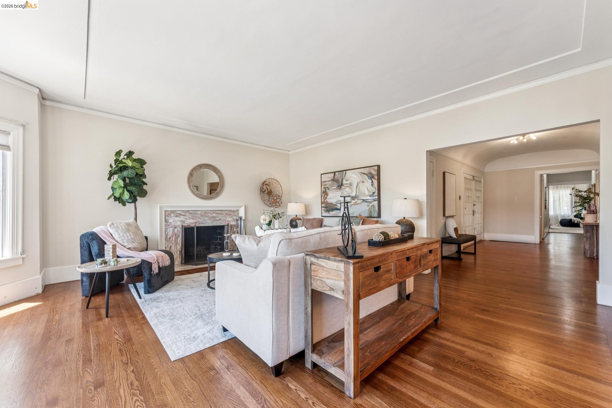 455 Lagunitas Ave