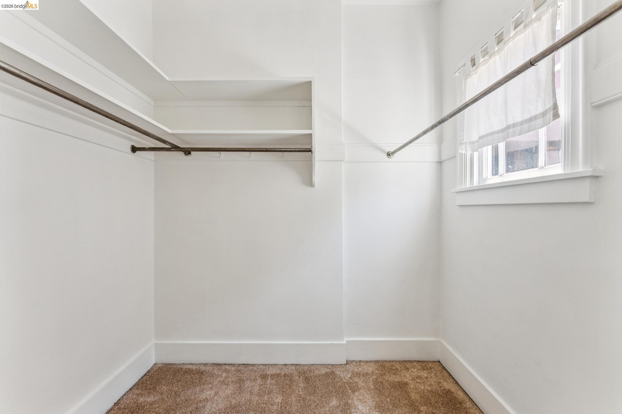 455 Lagunitas Ave