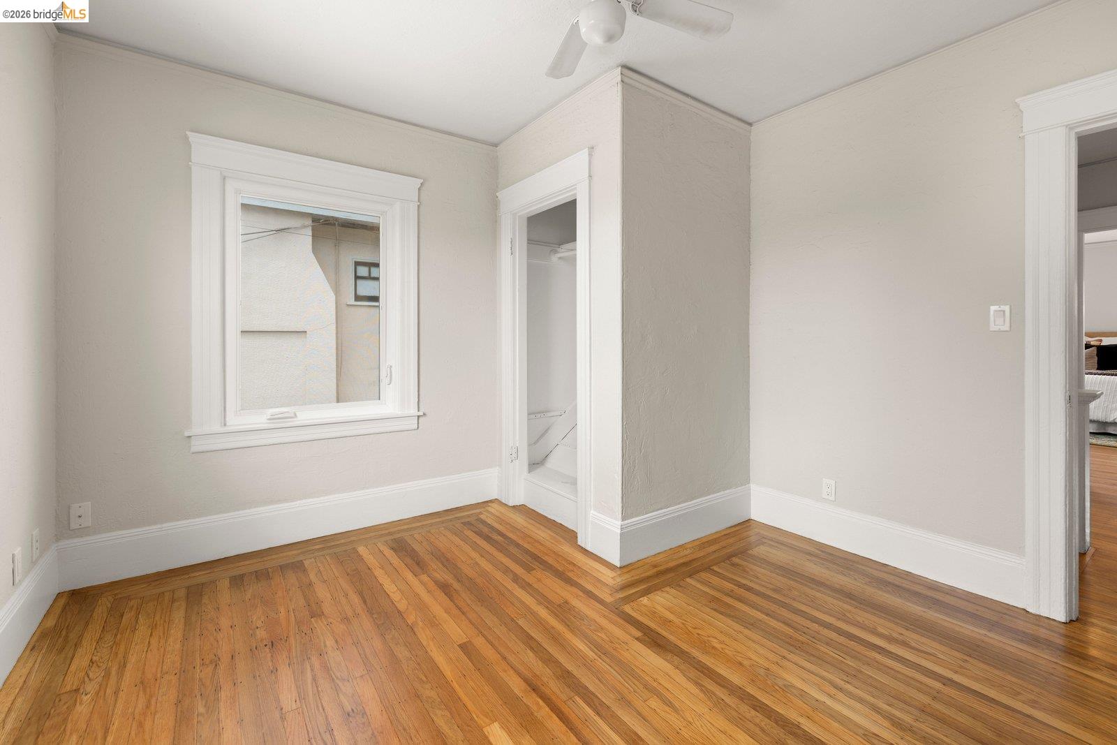 2633 Regent St