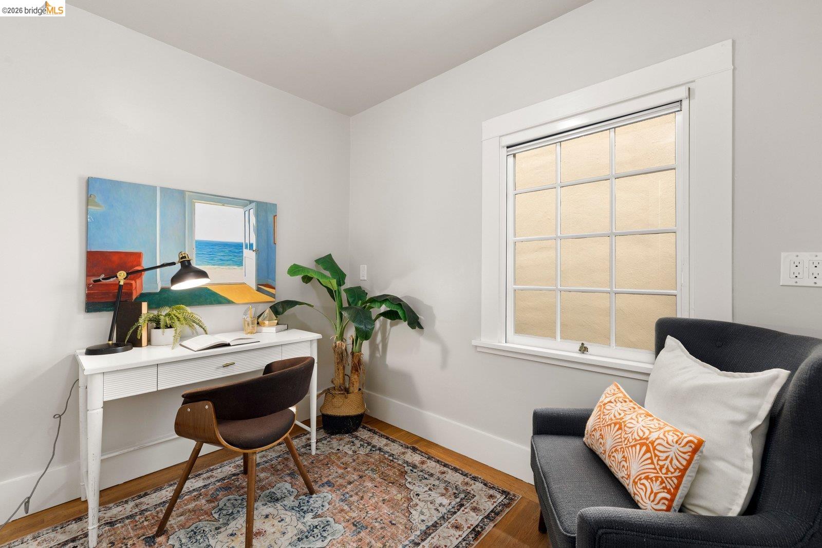 2633 Regent St