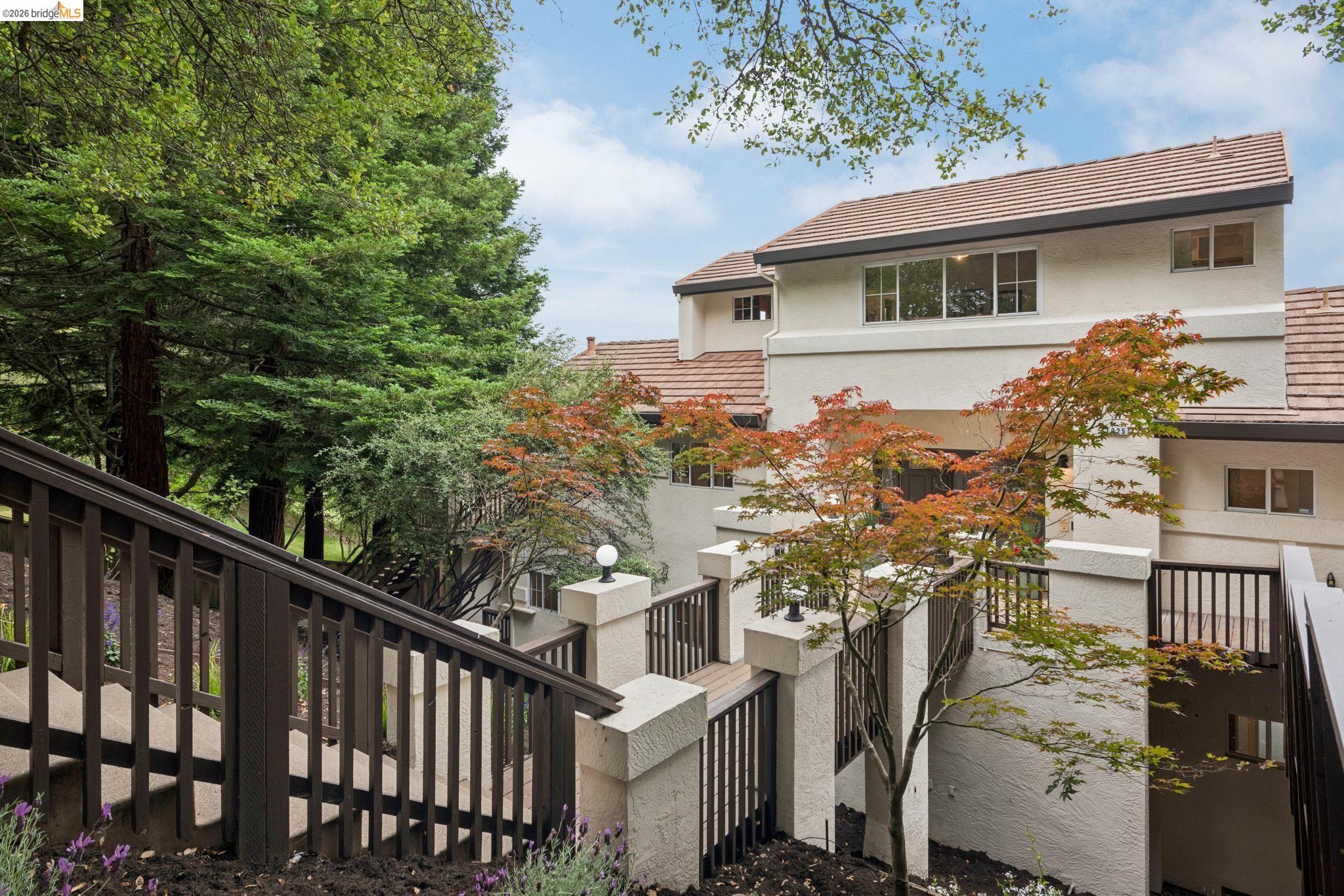 1325 Drury Road
