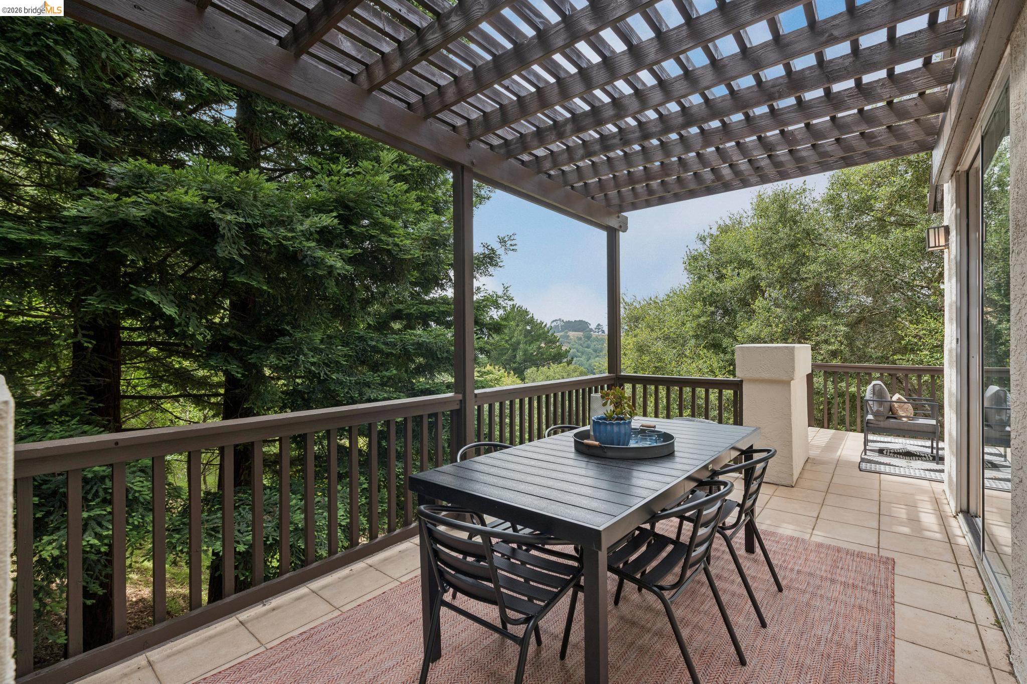 1325 Drury Road