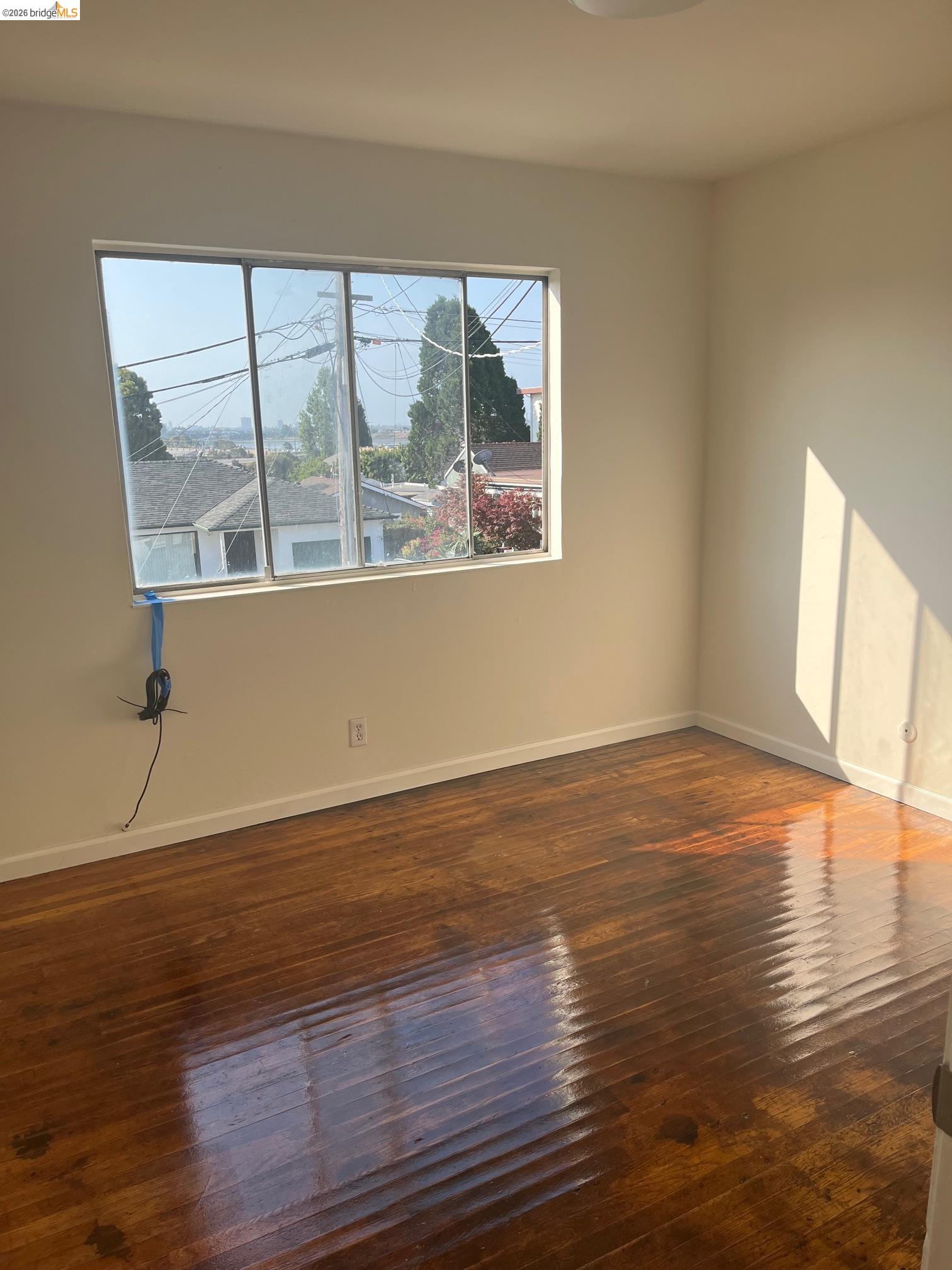 2425 San Joaquin St