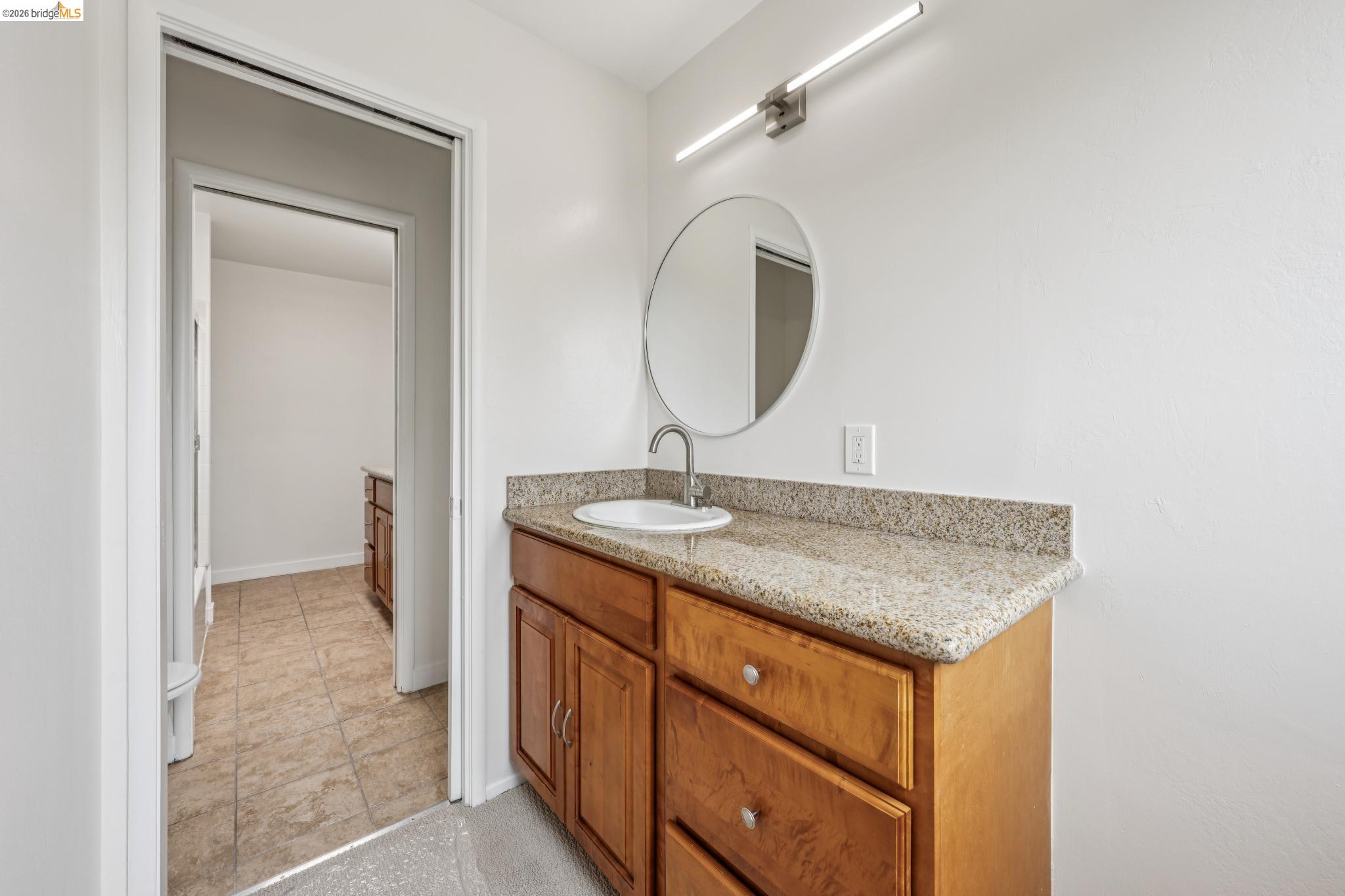 1221-1223 Elm St