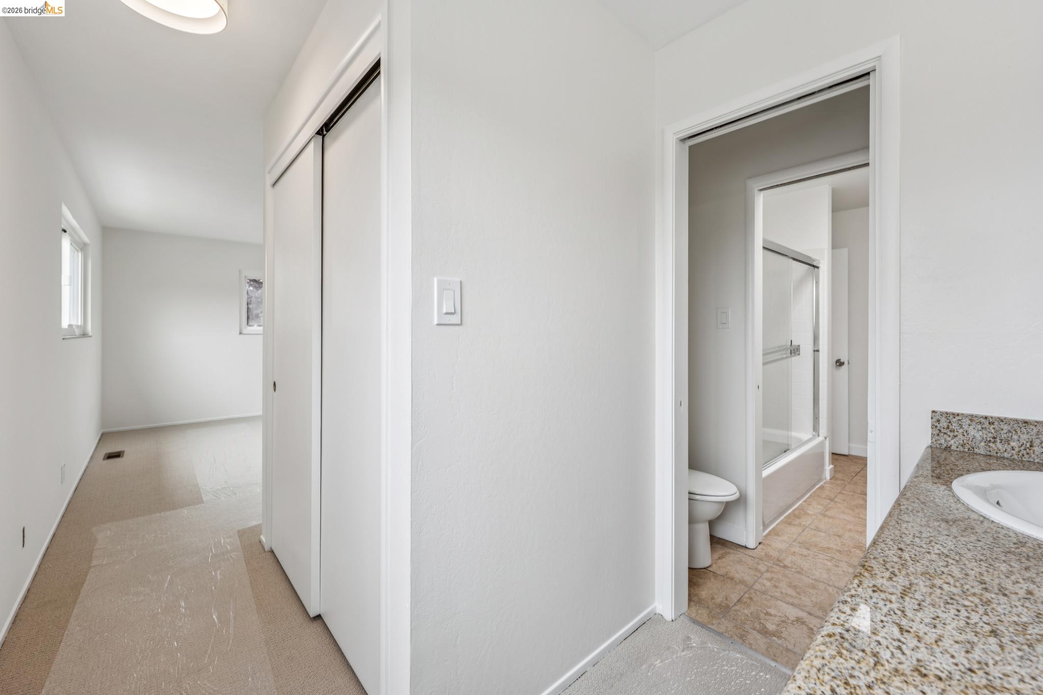 1221-1223 Elm St