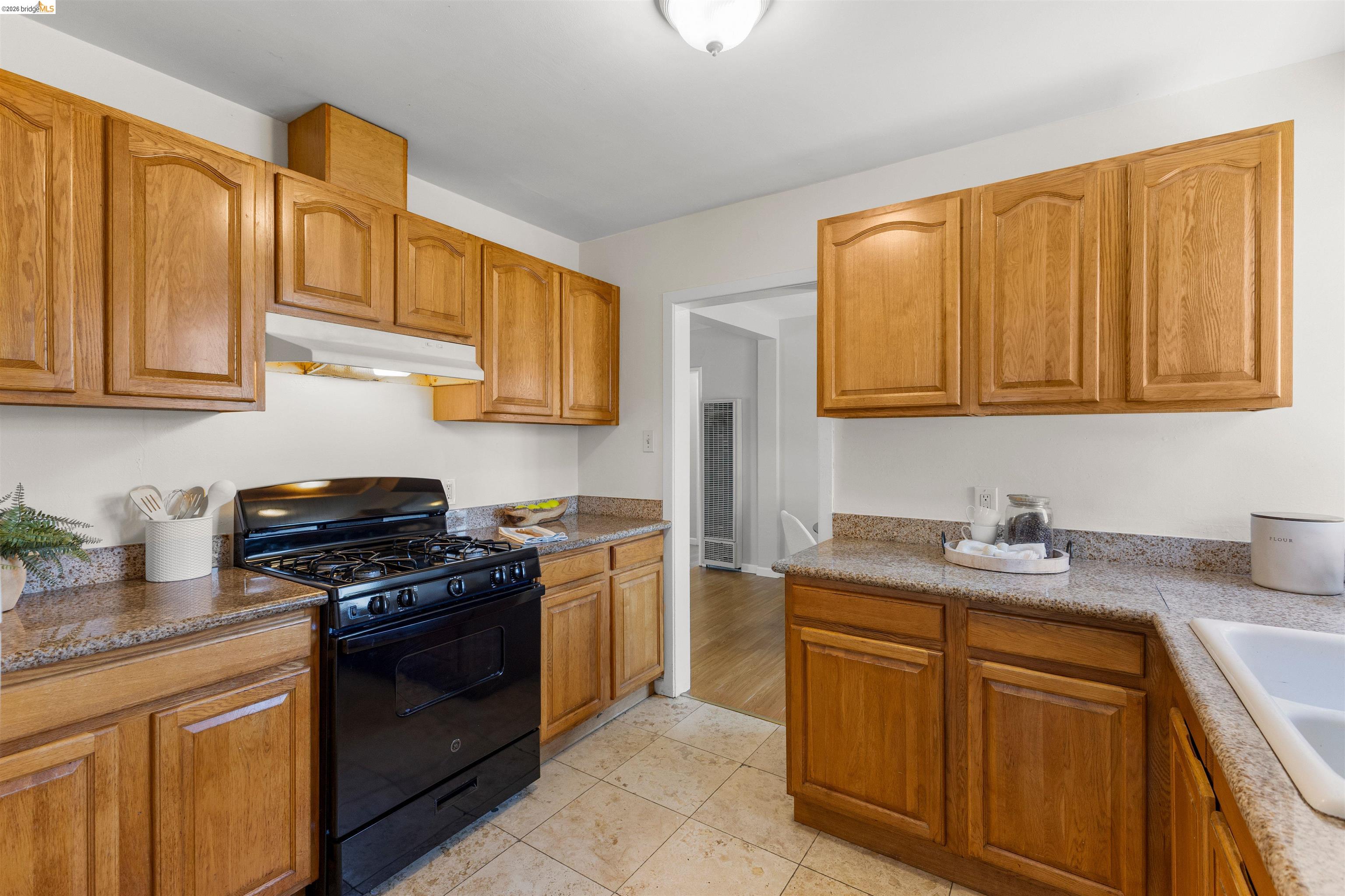 5101 Tehama Ave