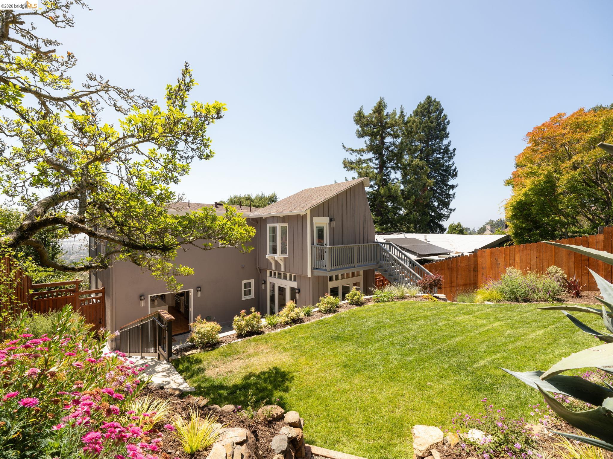 1001 Cragmont Avenue