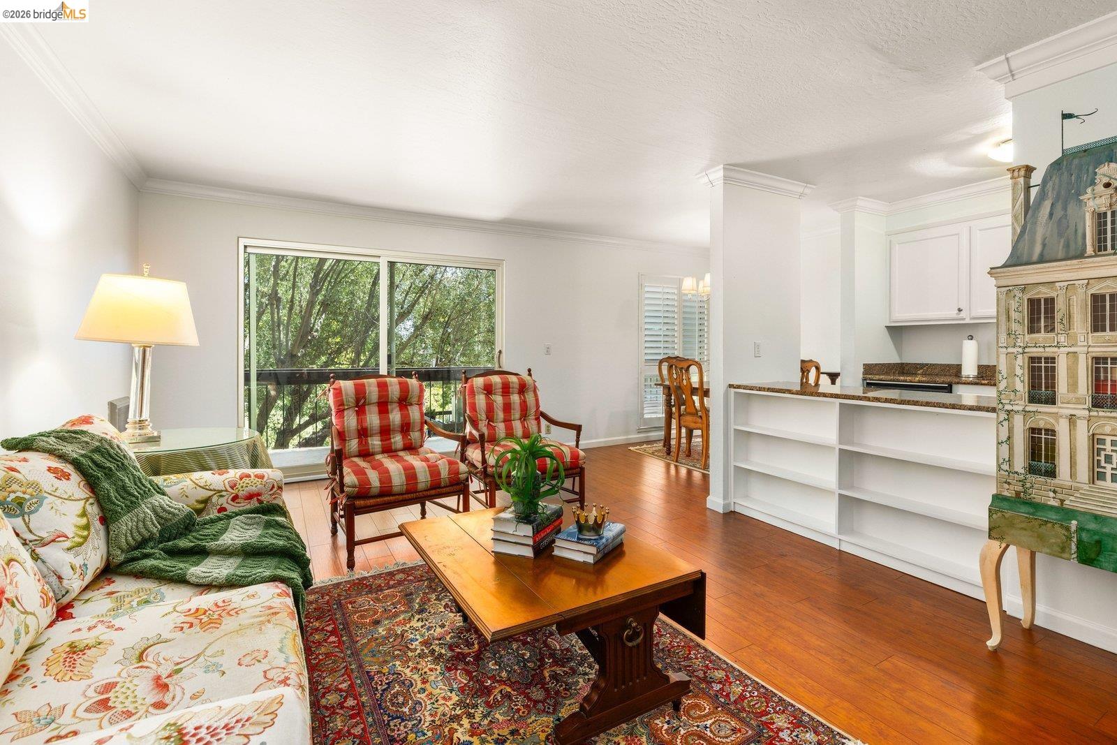 551 Jean St # 309