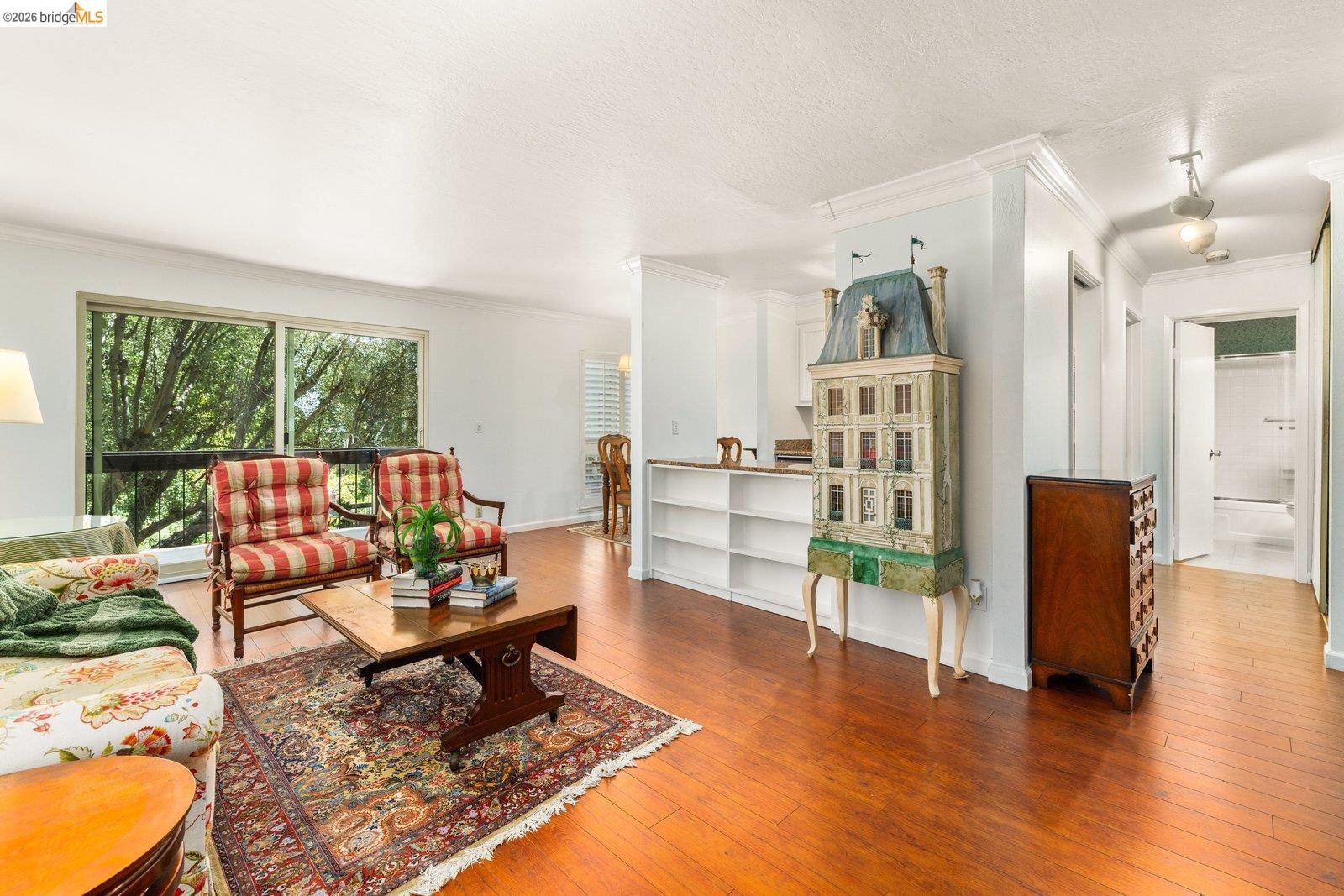 551 Jean St # 309