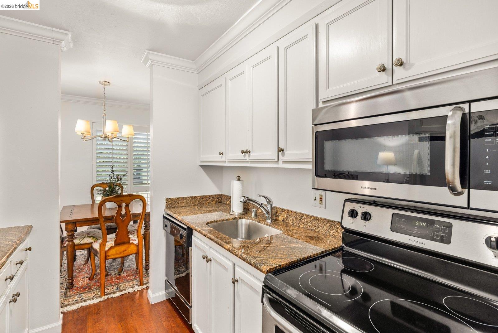 551 Jean St # 309