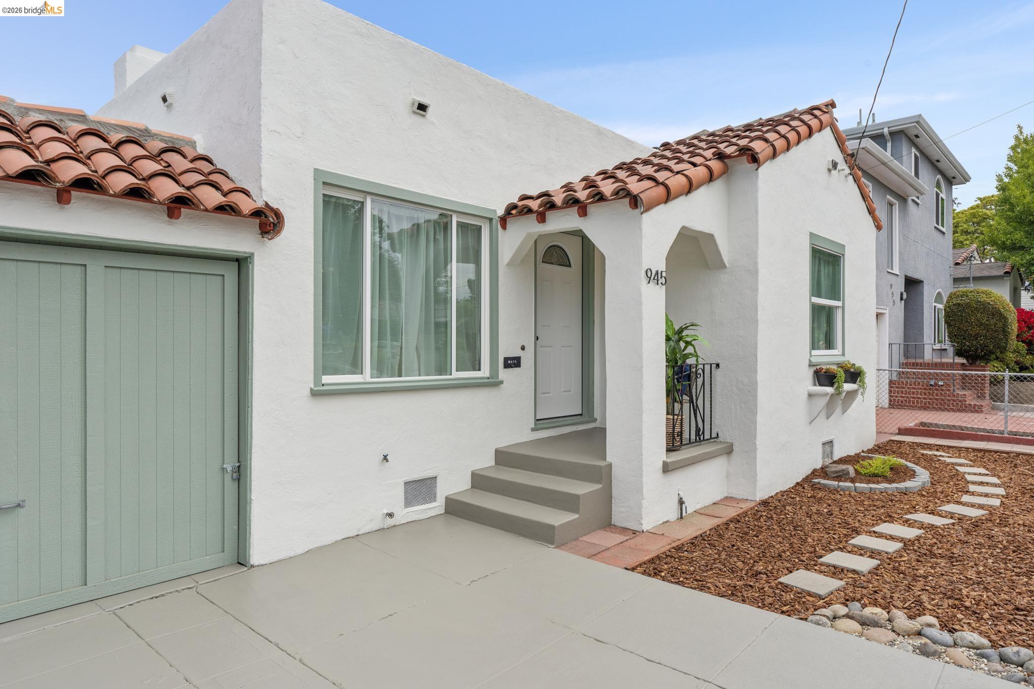 945 Virginia Street