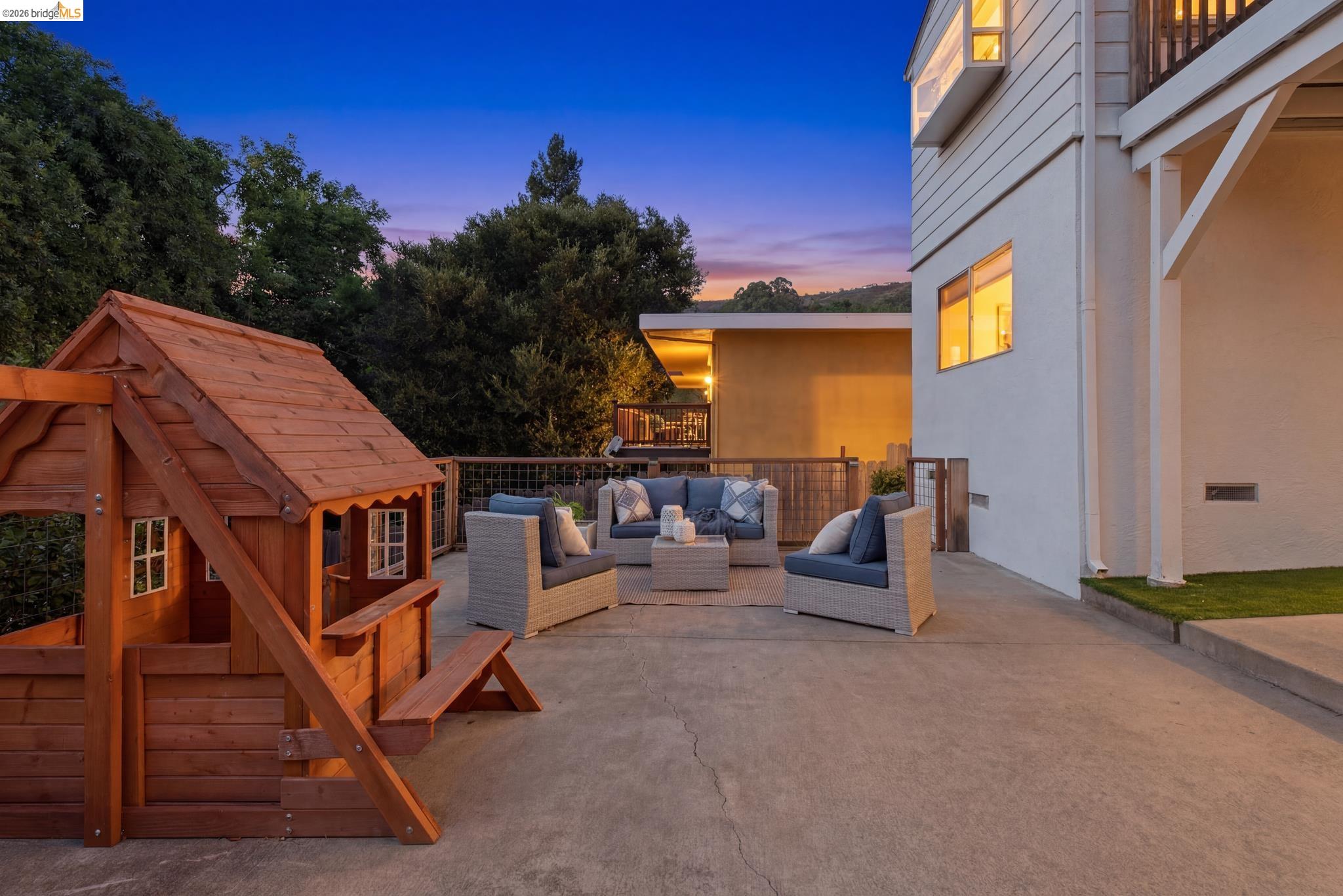 3917 Columbian Dr