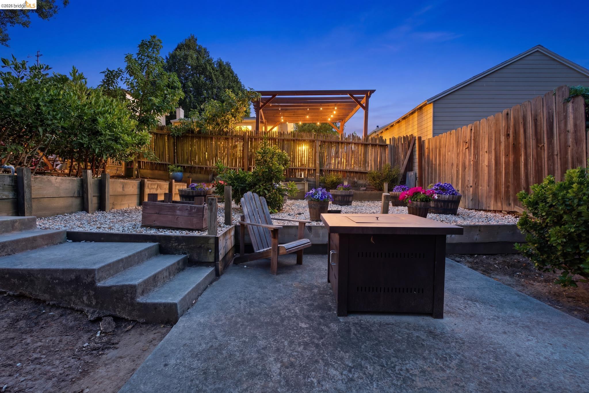 3917 Columbian Dr