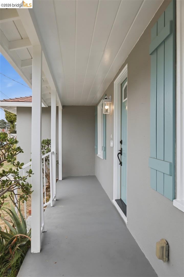 1427 Mariposa Street
