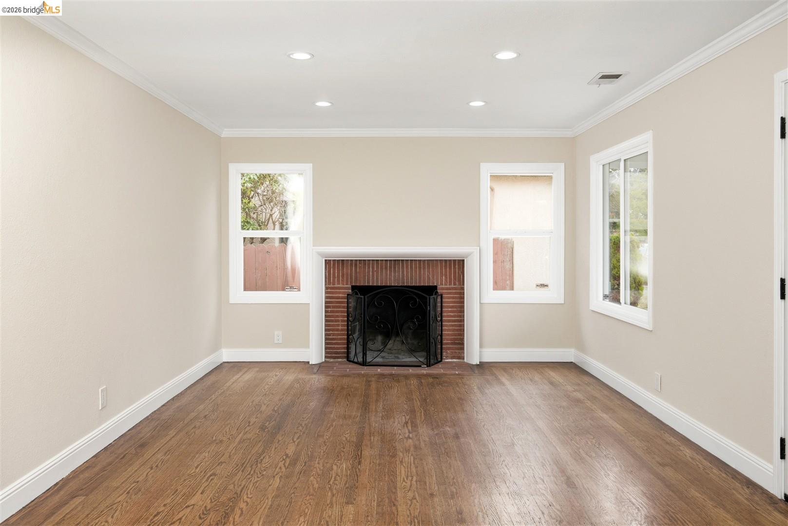 1427 Mariposa Street