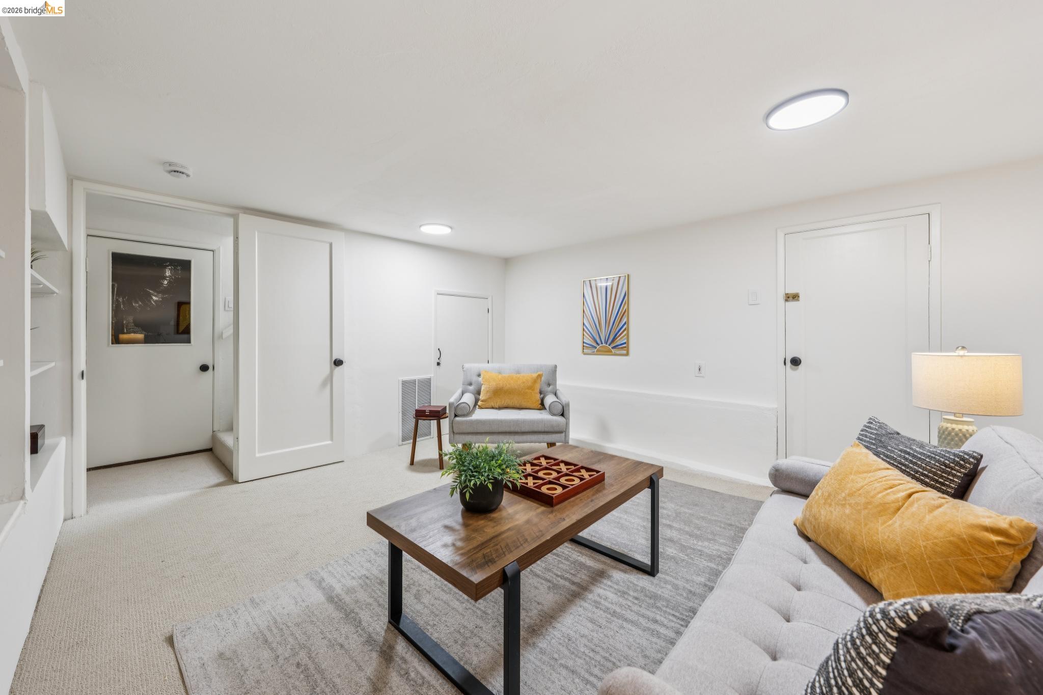 2328 Carquinez Ave