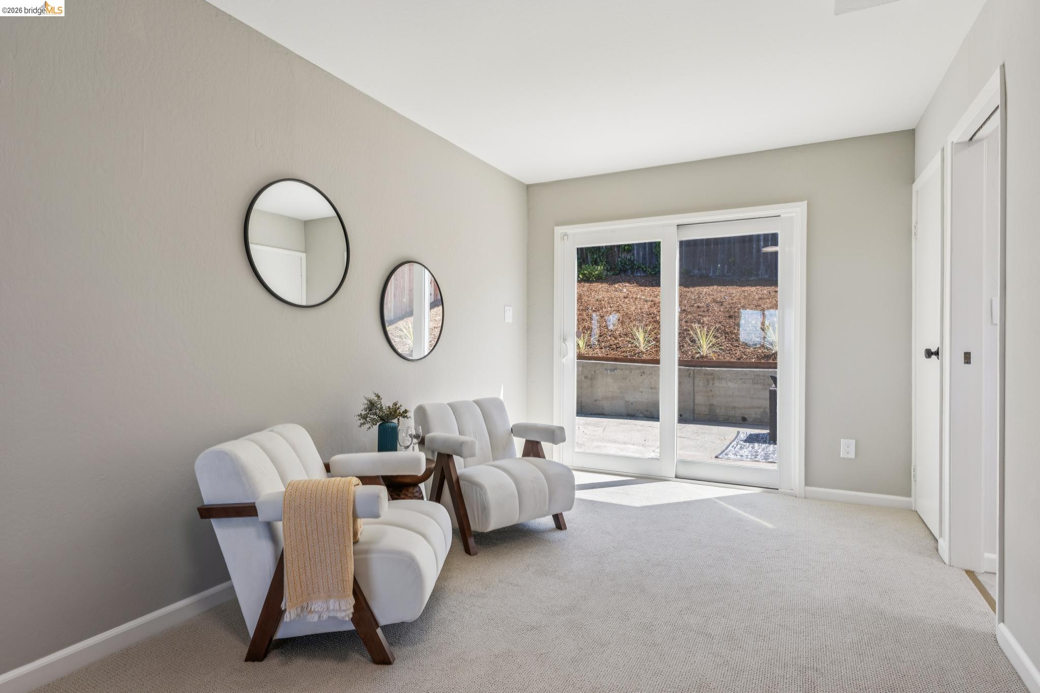 2328 Carquinez Ave