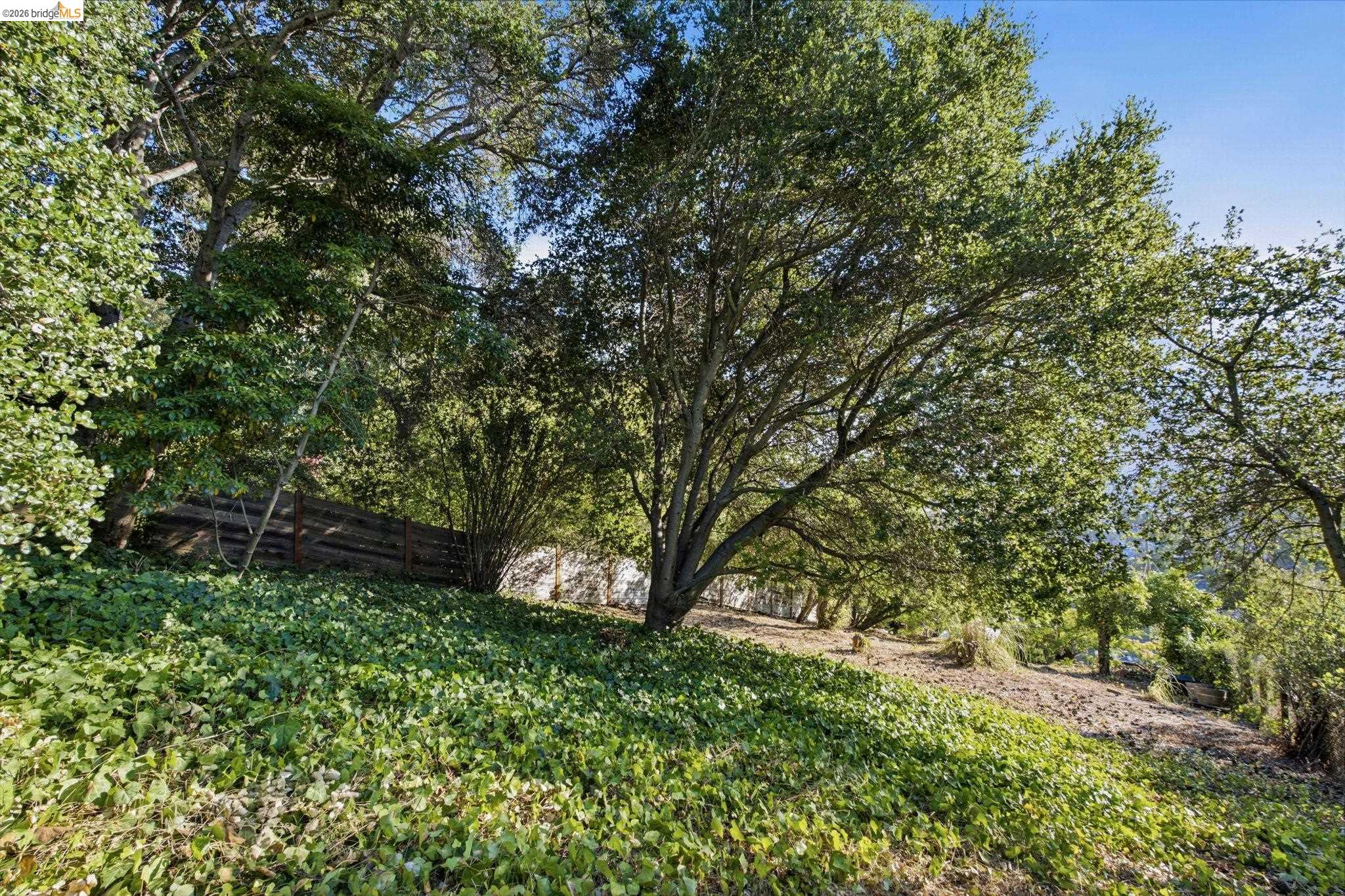 7308 Hillmont