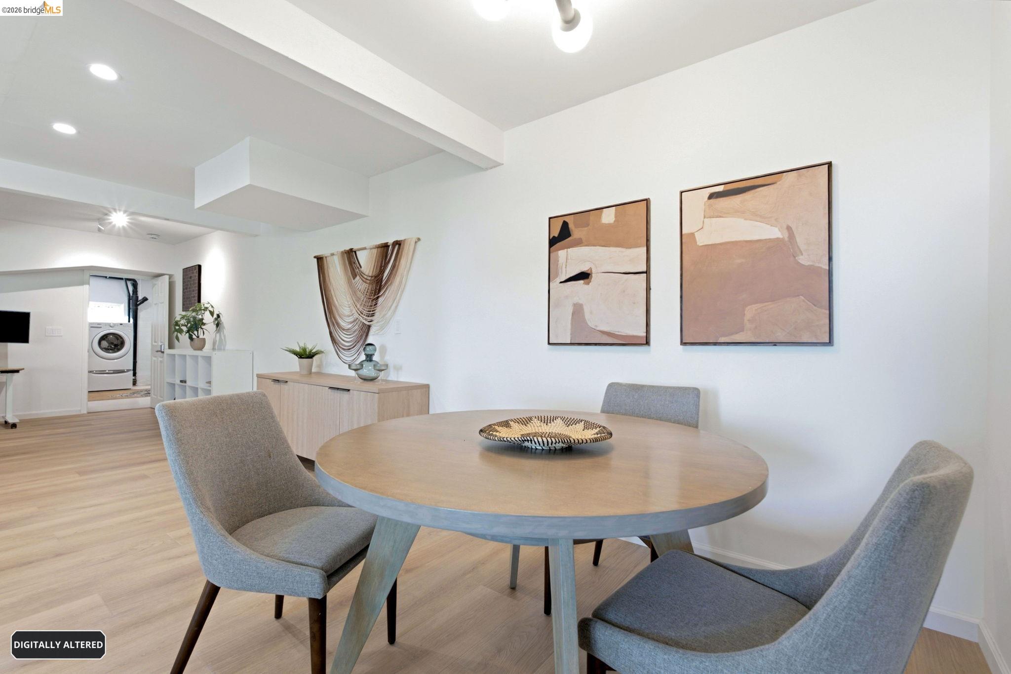 7308 Hillmont