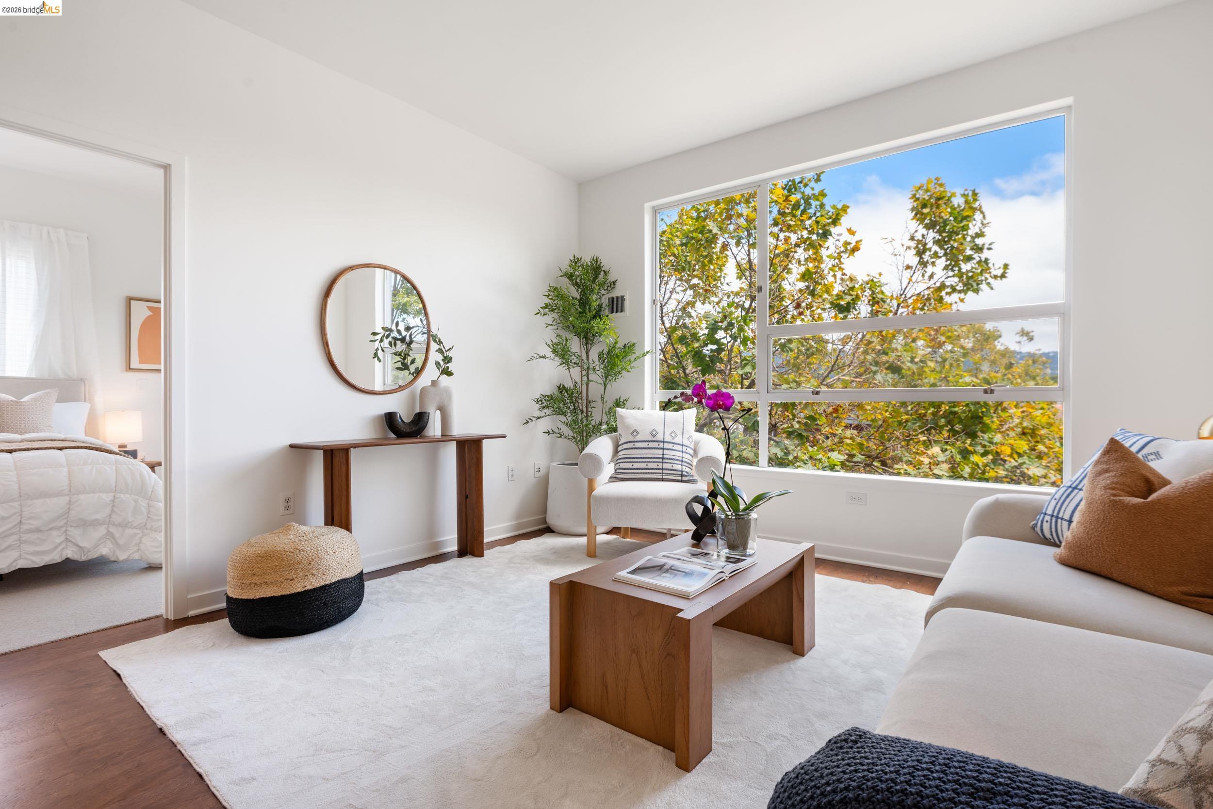 6465 San Pablo Ave #303