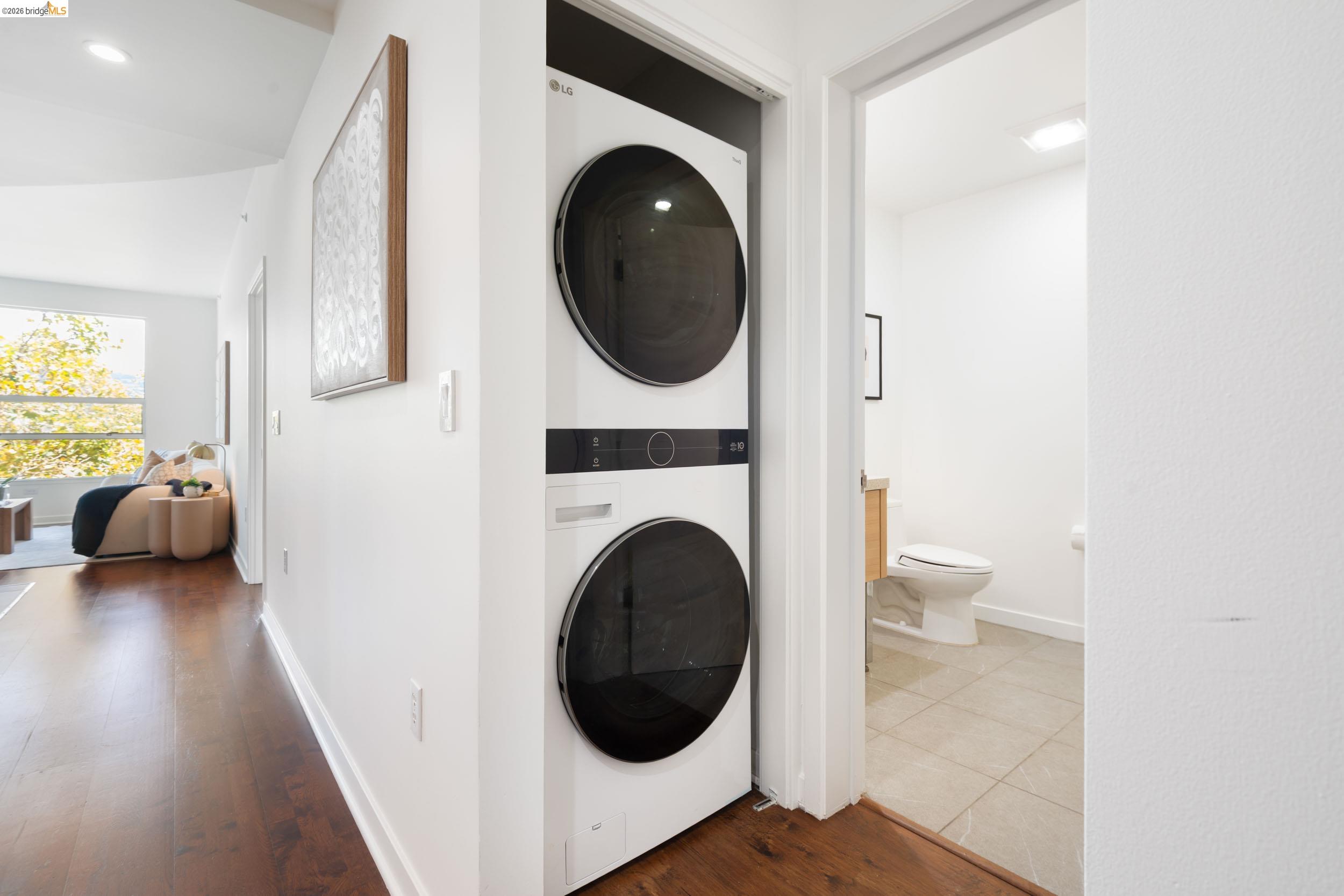 6465 San Pablo Ave #303
