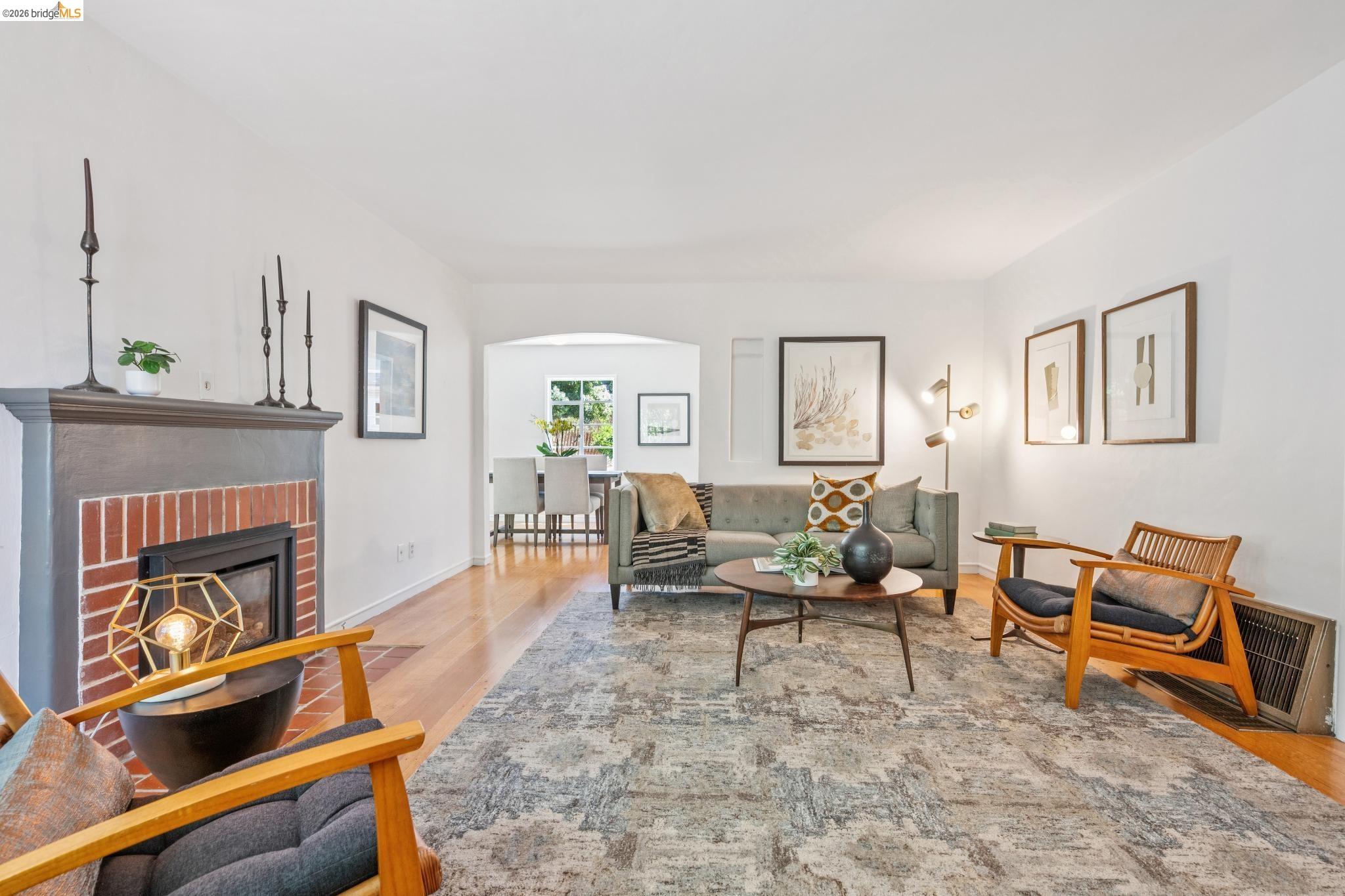 1133 Walnut Street