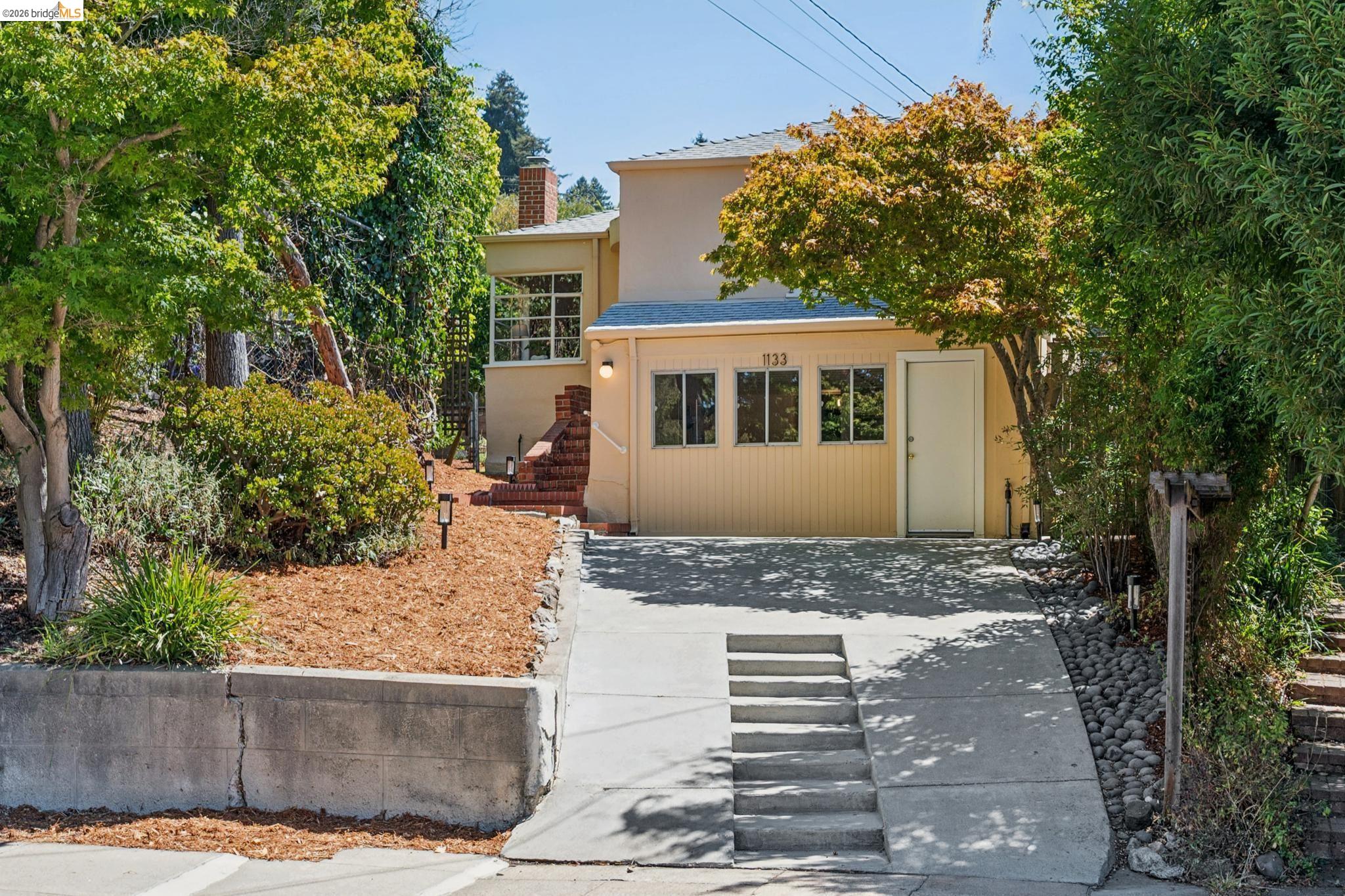 1133 Walnut Street