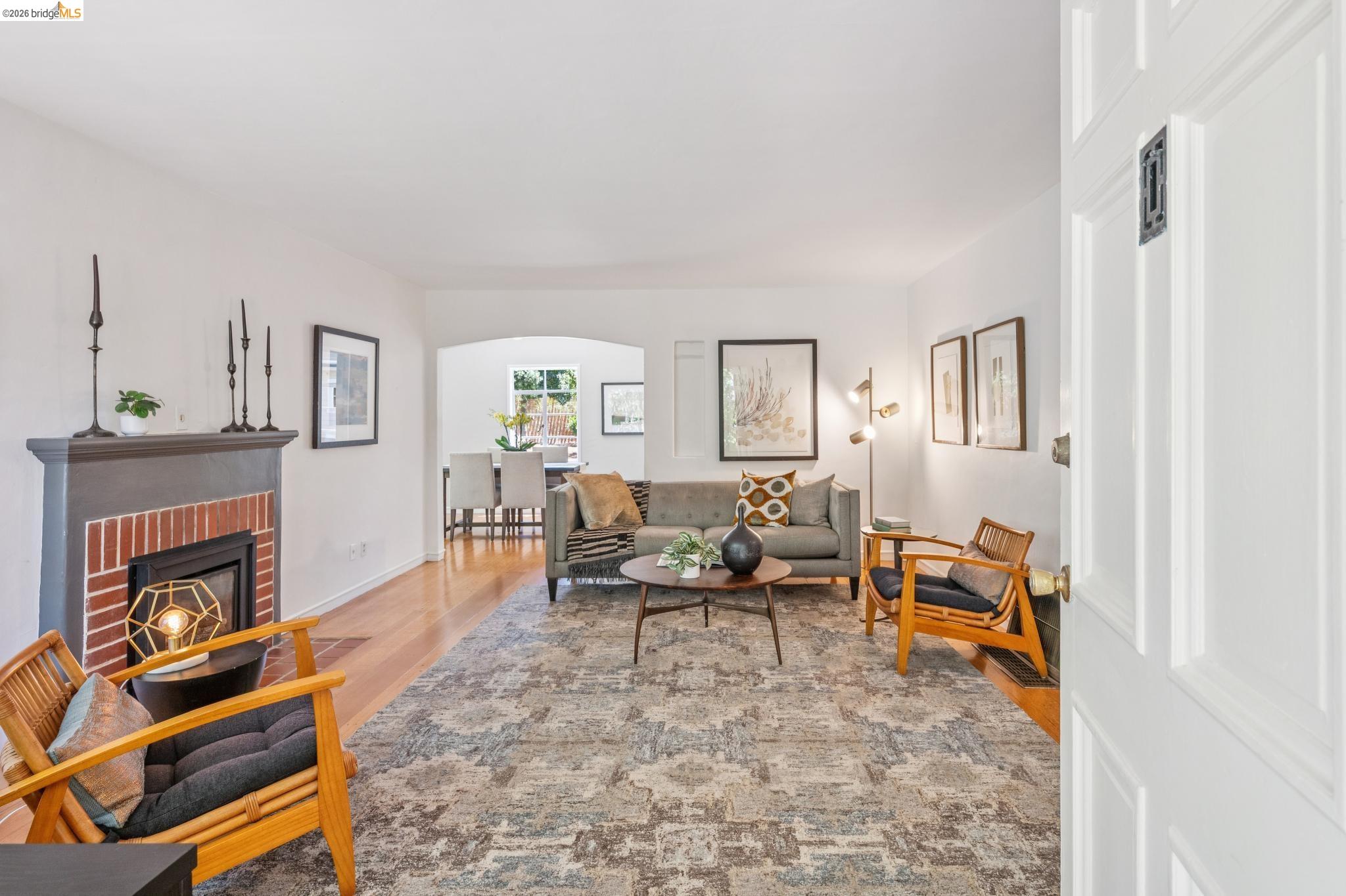 1133 Walnut Street