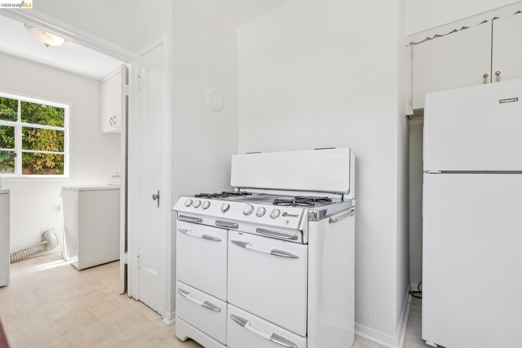 1133 Walnut Street