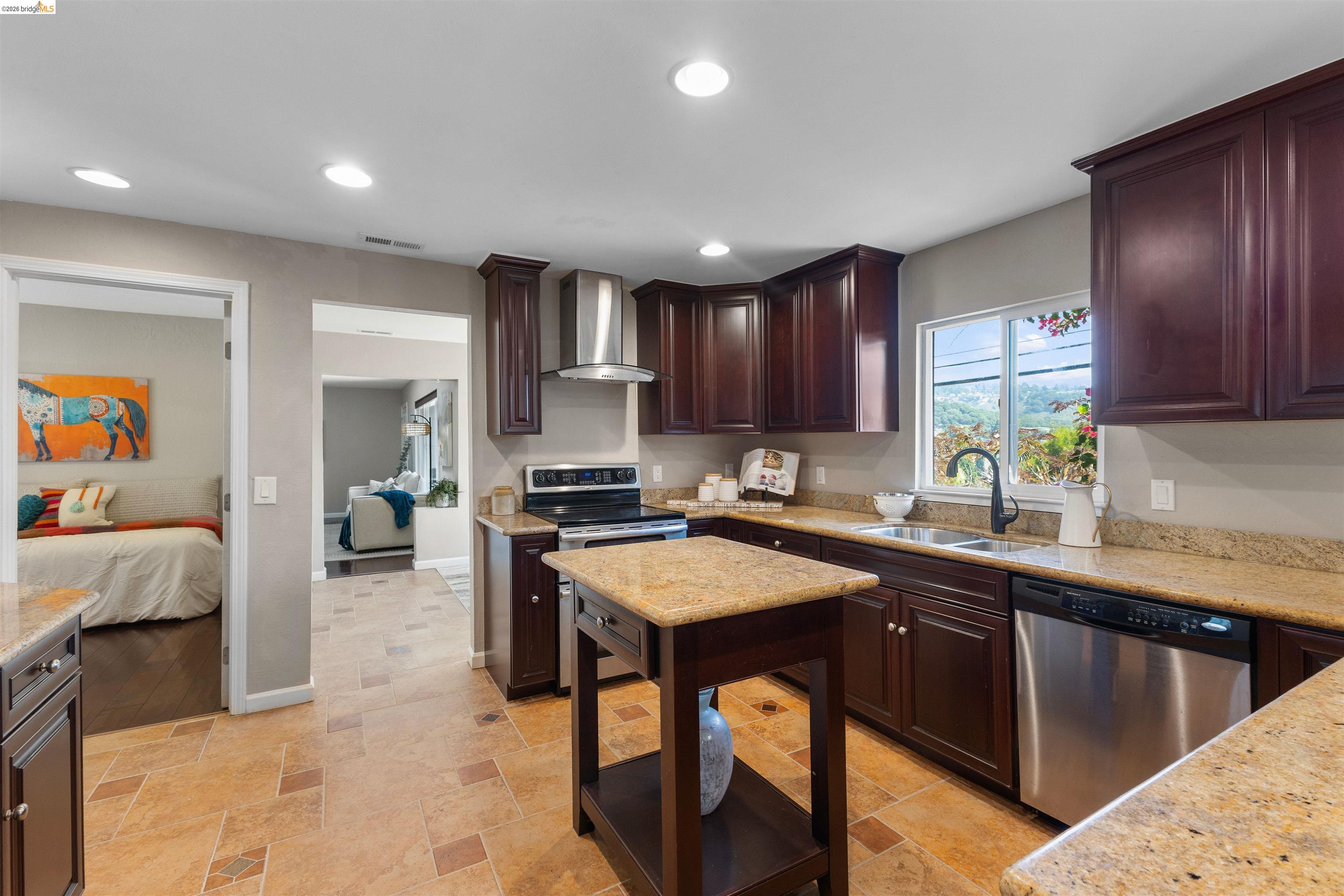 8019 Sterling Dr