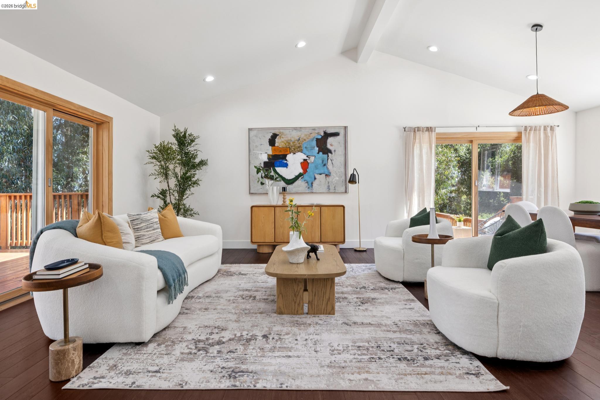 1813 Brentz Lane