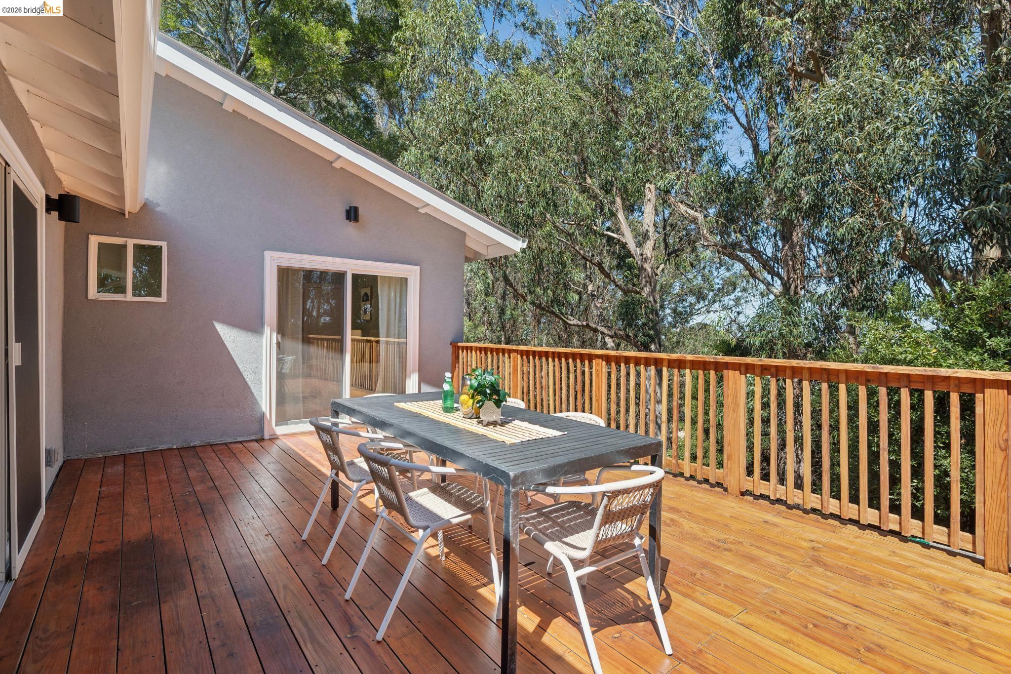 1813 Brentz Lane