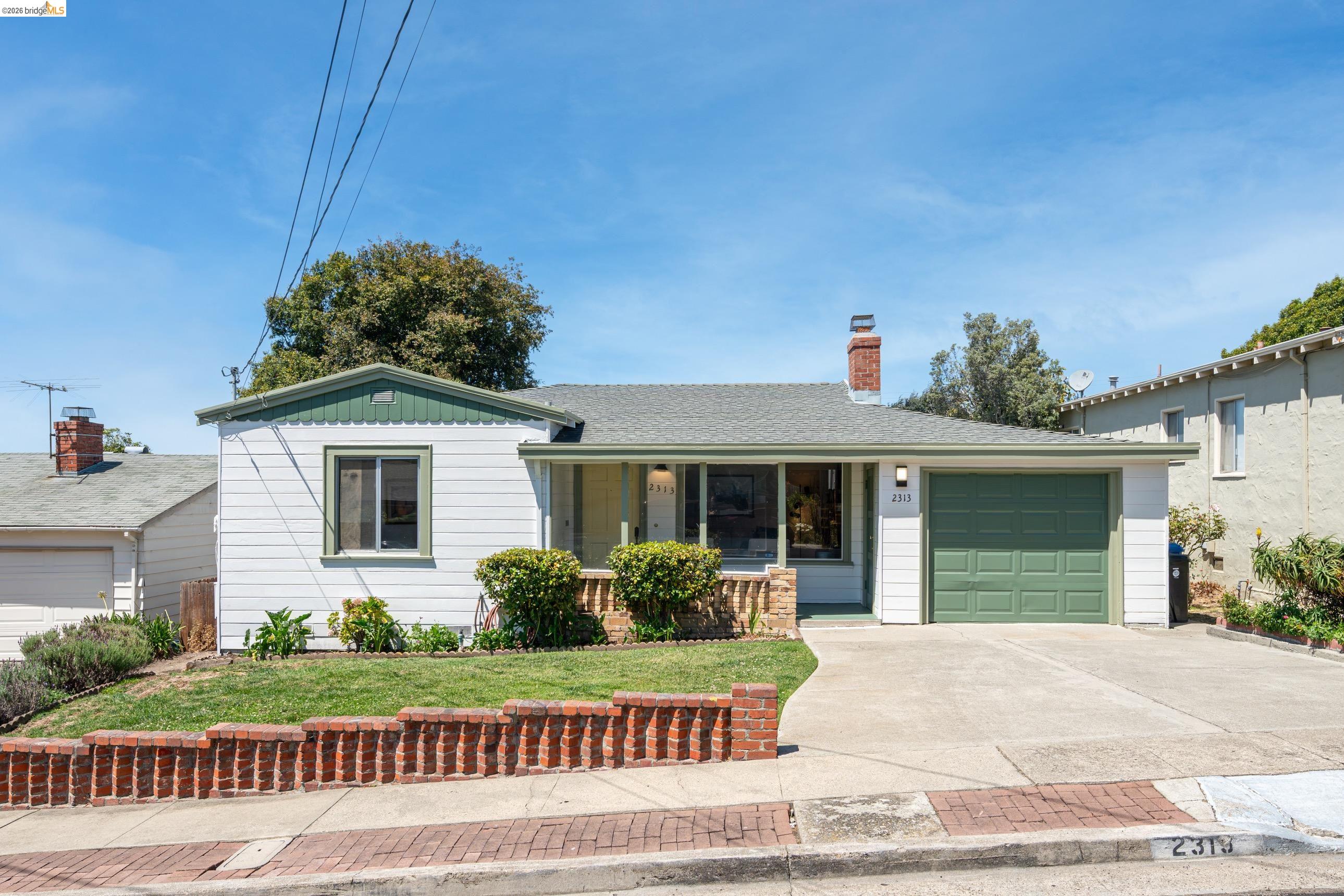 2313 Edith St
