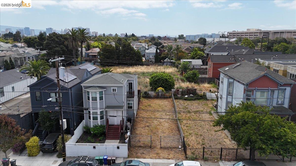 826 Pine St Lot