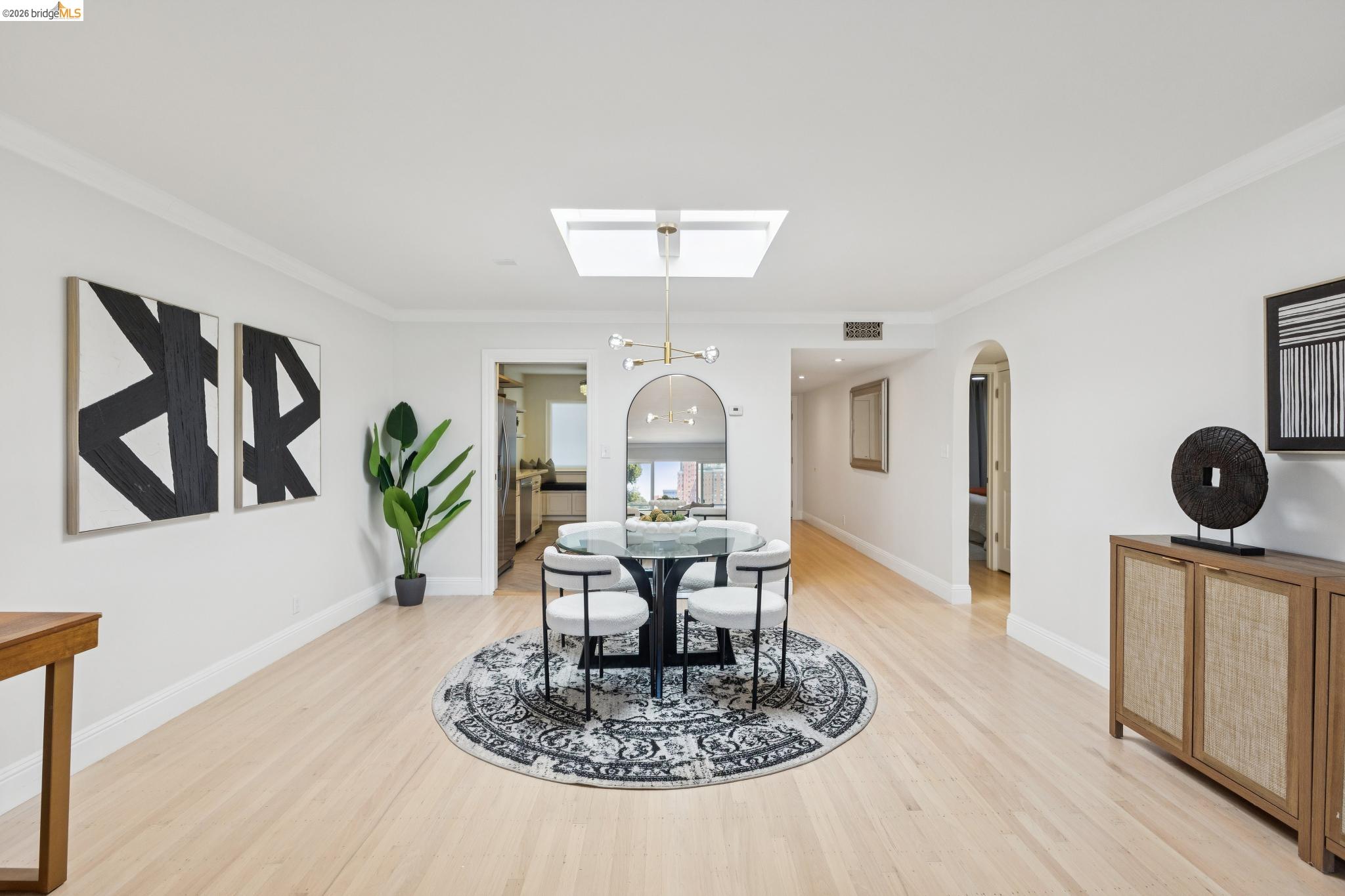 2316 Lakeshore Ave # 8
