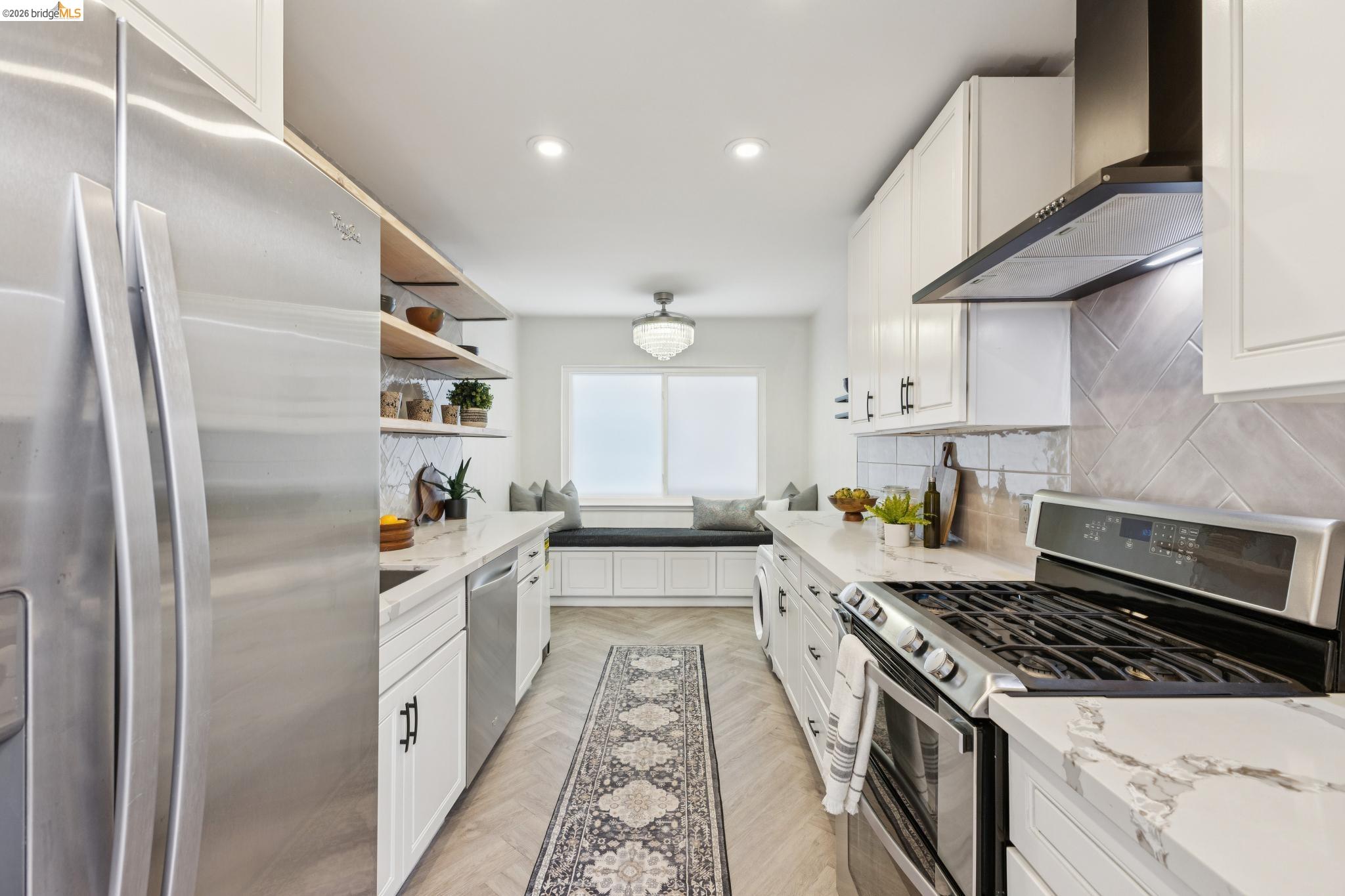 2316 Lakeshore Ave # 8