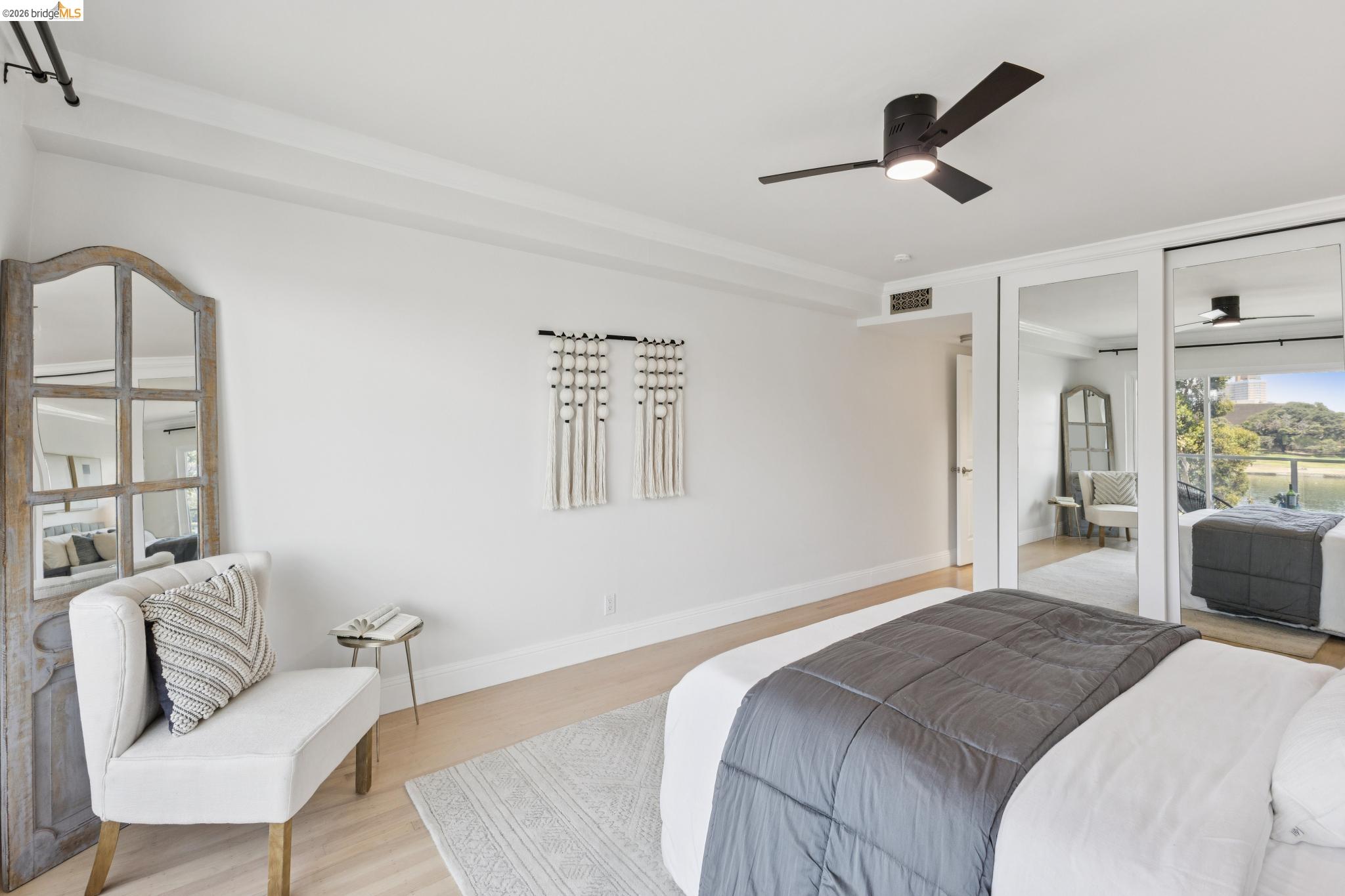 2316 Lakeshore Ave # 8