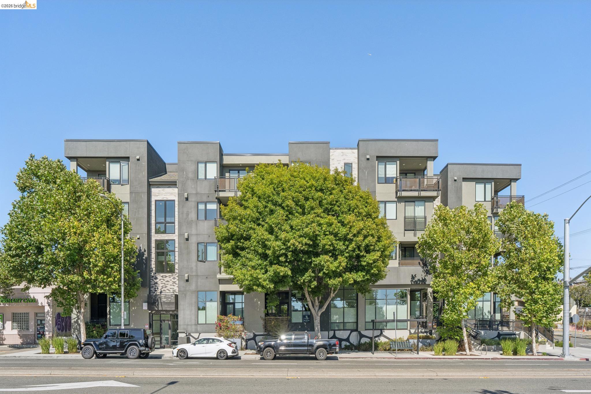 10300 San Pablo Ave # 203