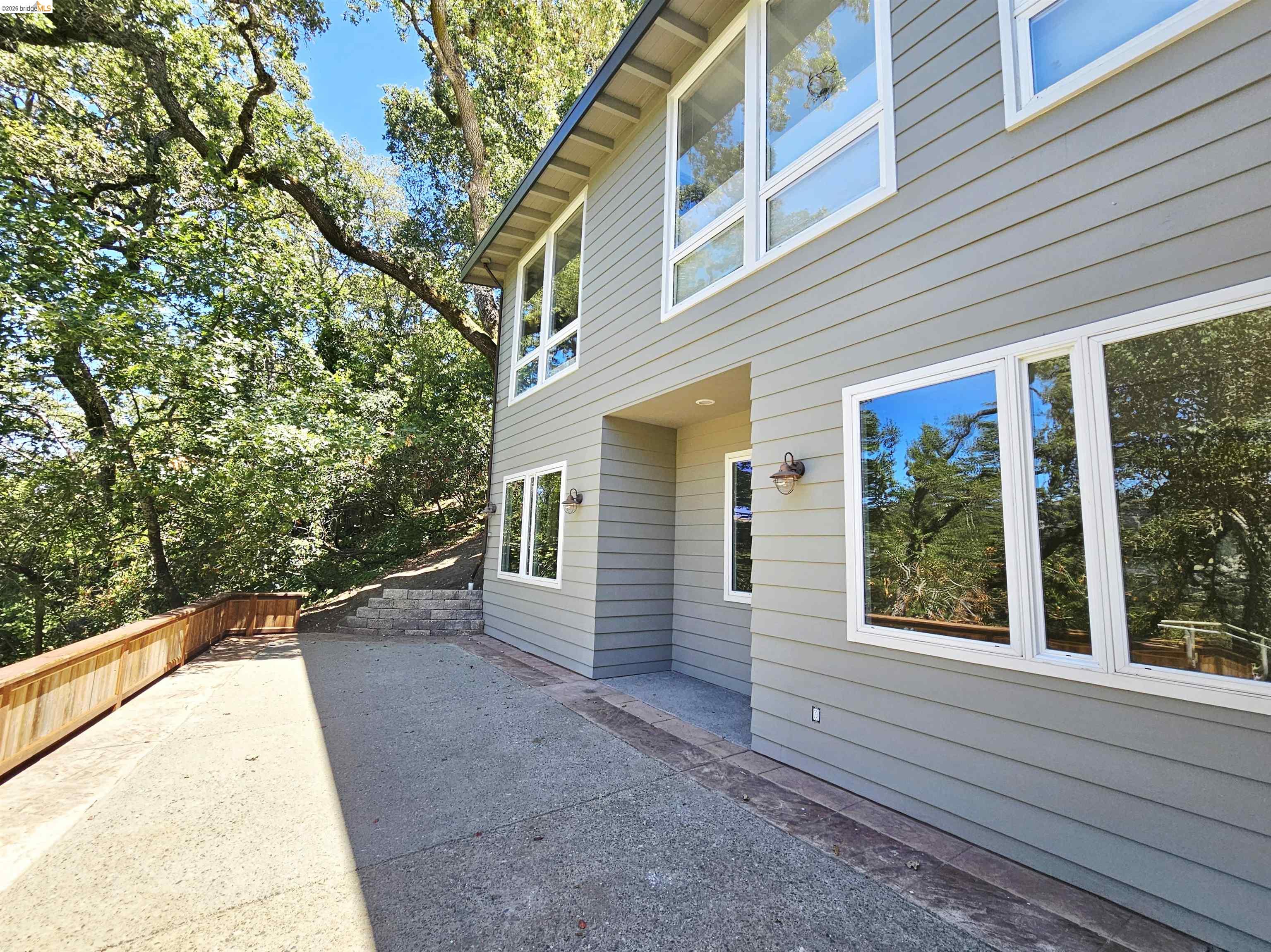 3696 Boyer Cir