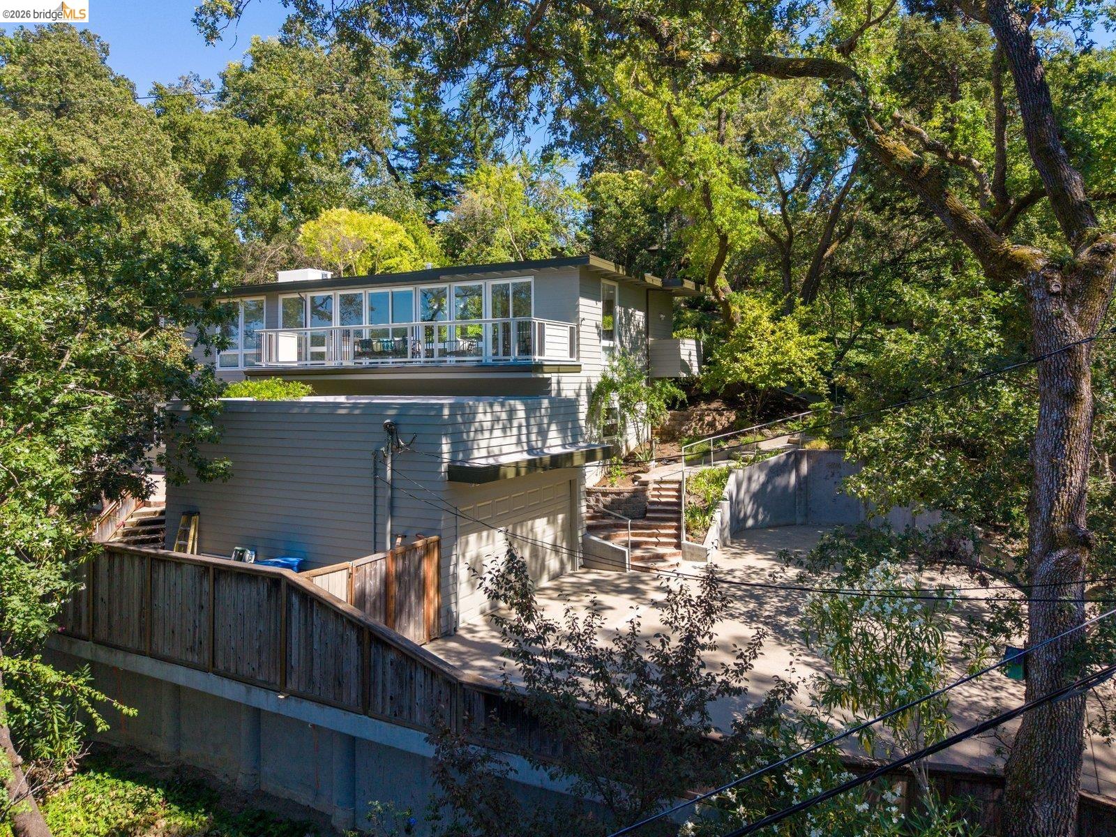 3696 Boyer Cir