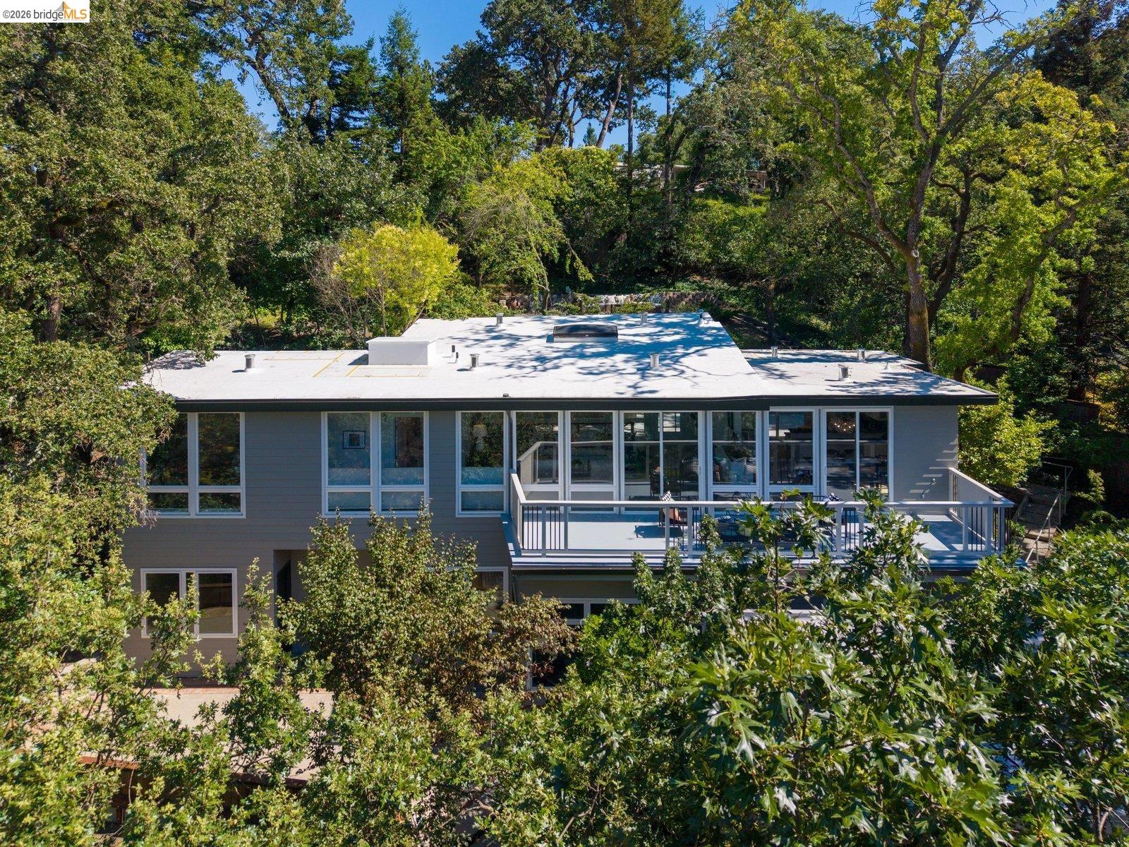 3696 Boyer Cir