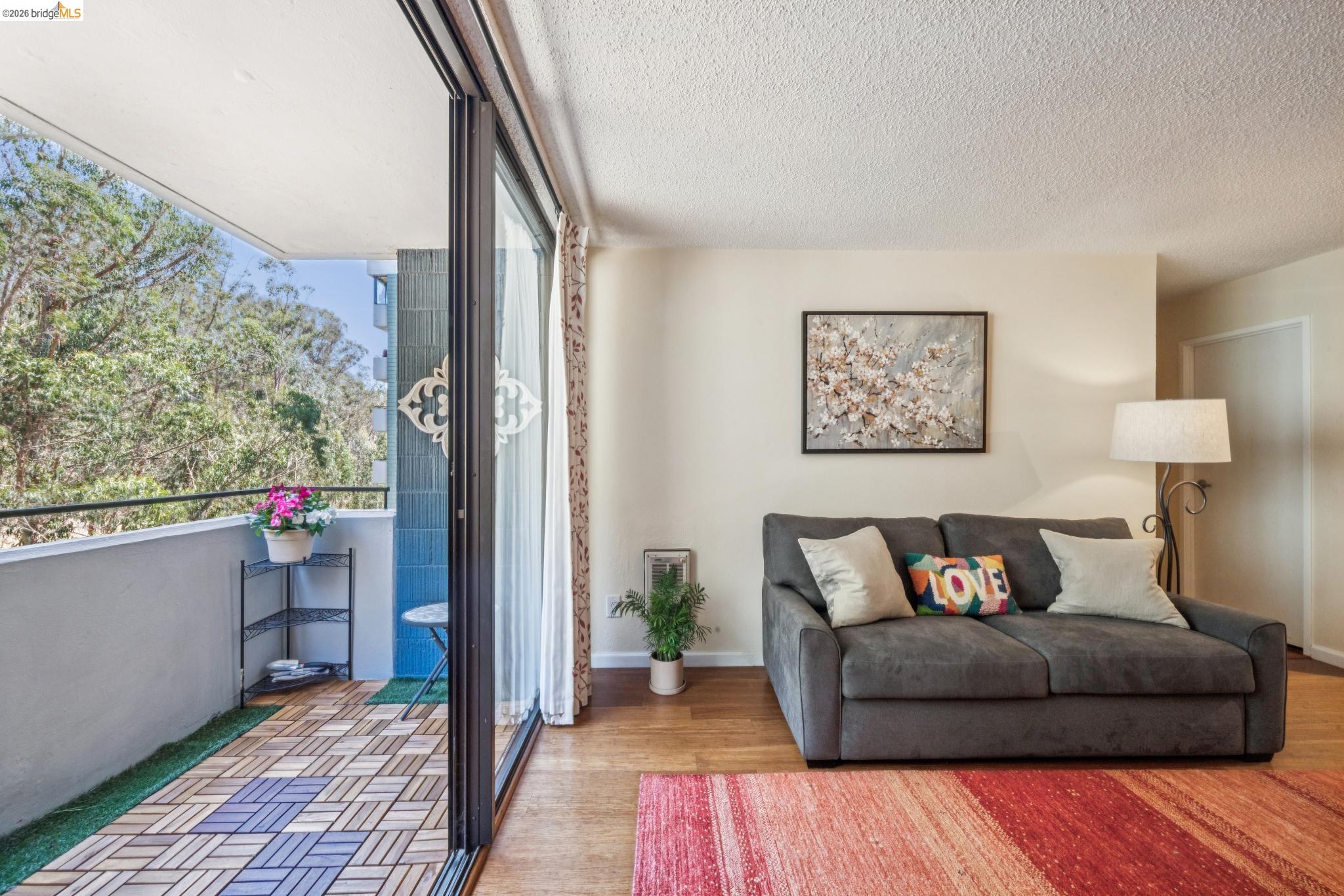 555 Pierce St # 1125