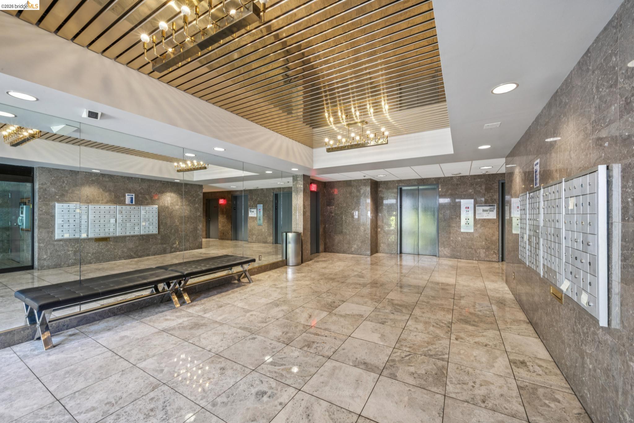 555 Pierce St # 1125