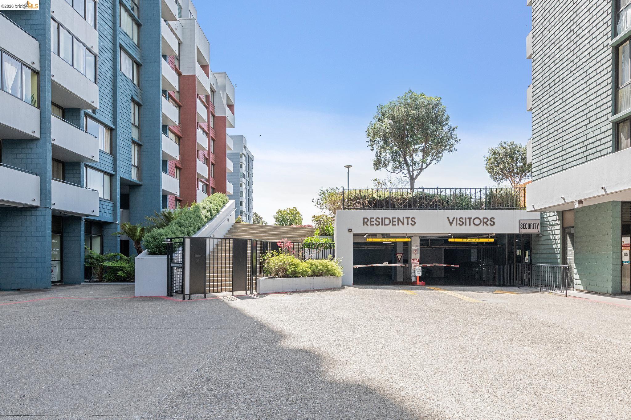 555 Pierce St # 1125