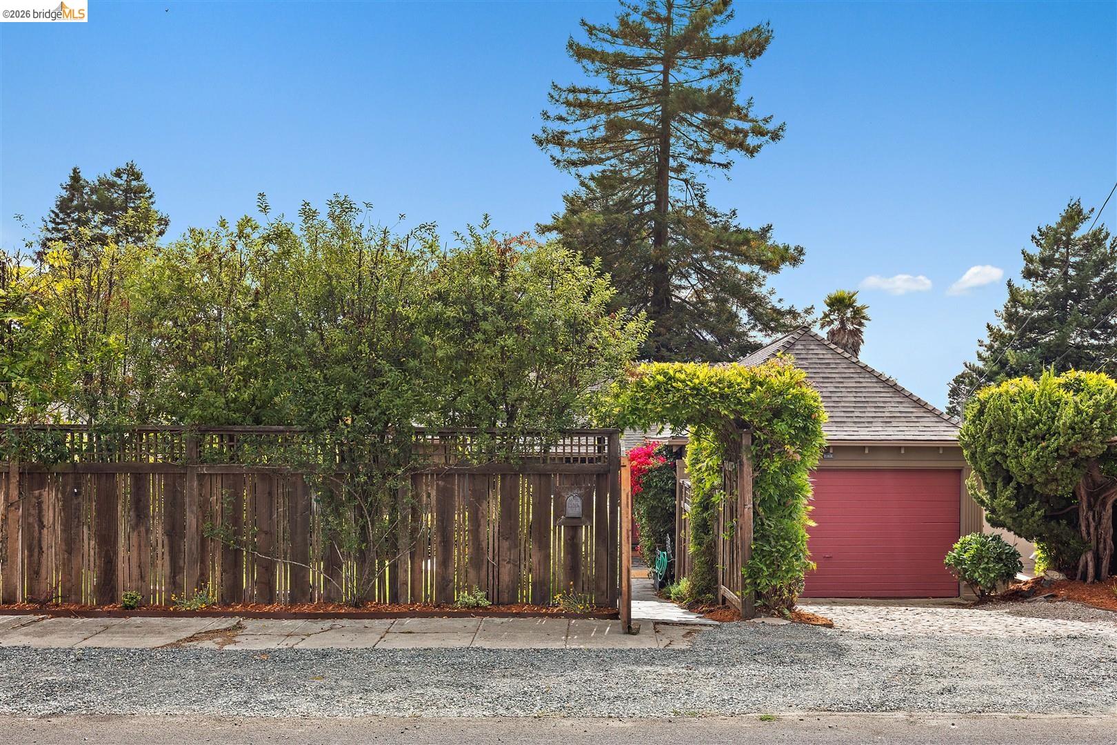 282 Grizzly Peak Blvd