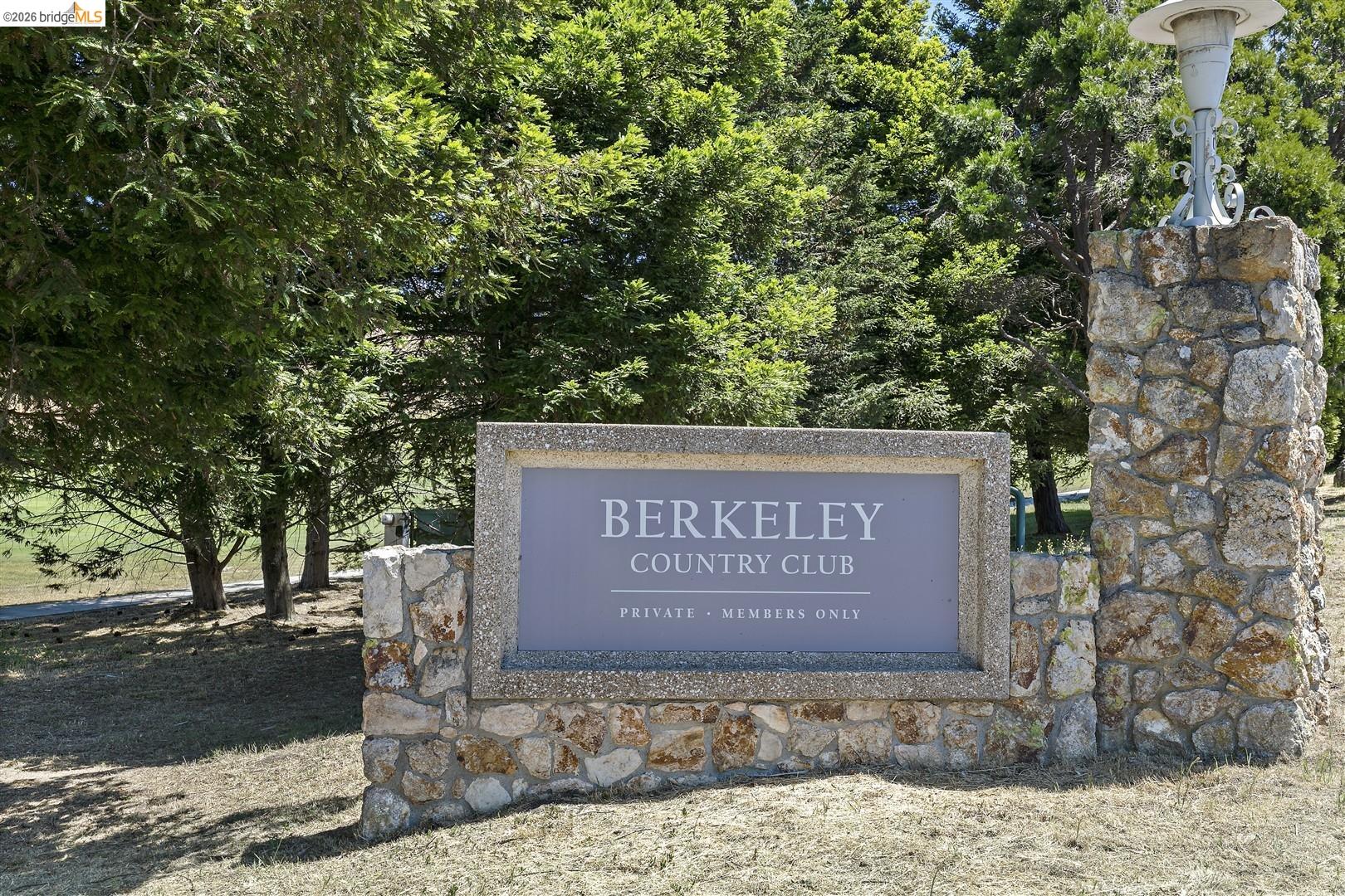 282 Grizzly Peak Blvd