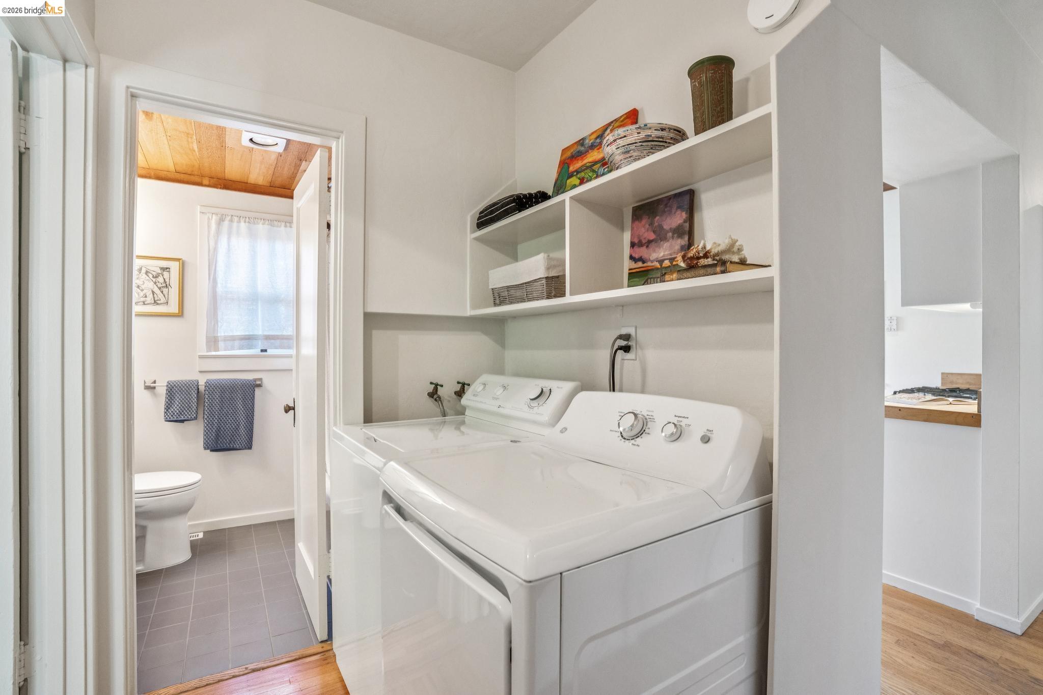 1204 Neilson St