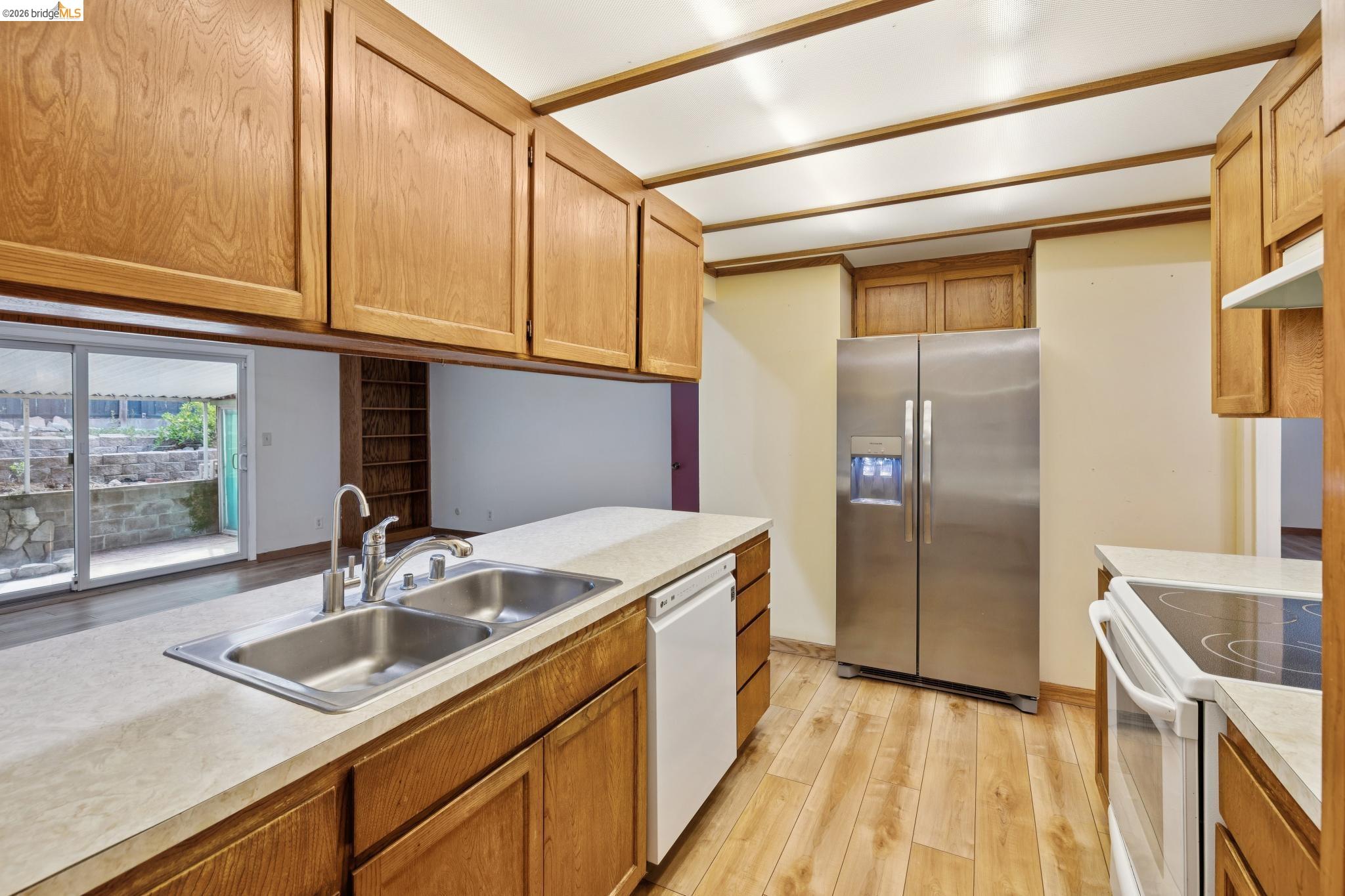 1112 Kelvin Road