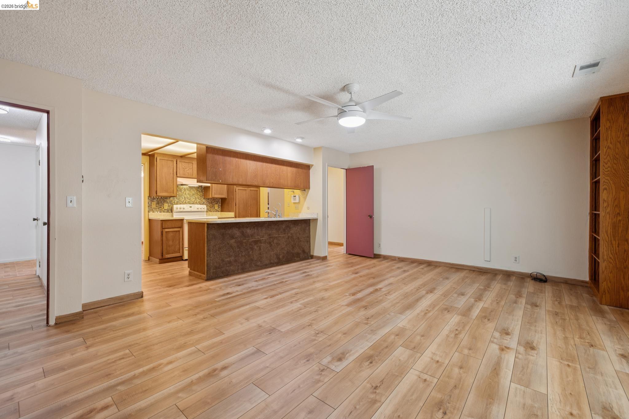 1112 Kelvin Road